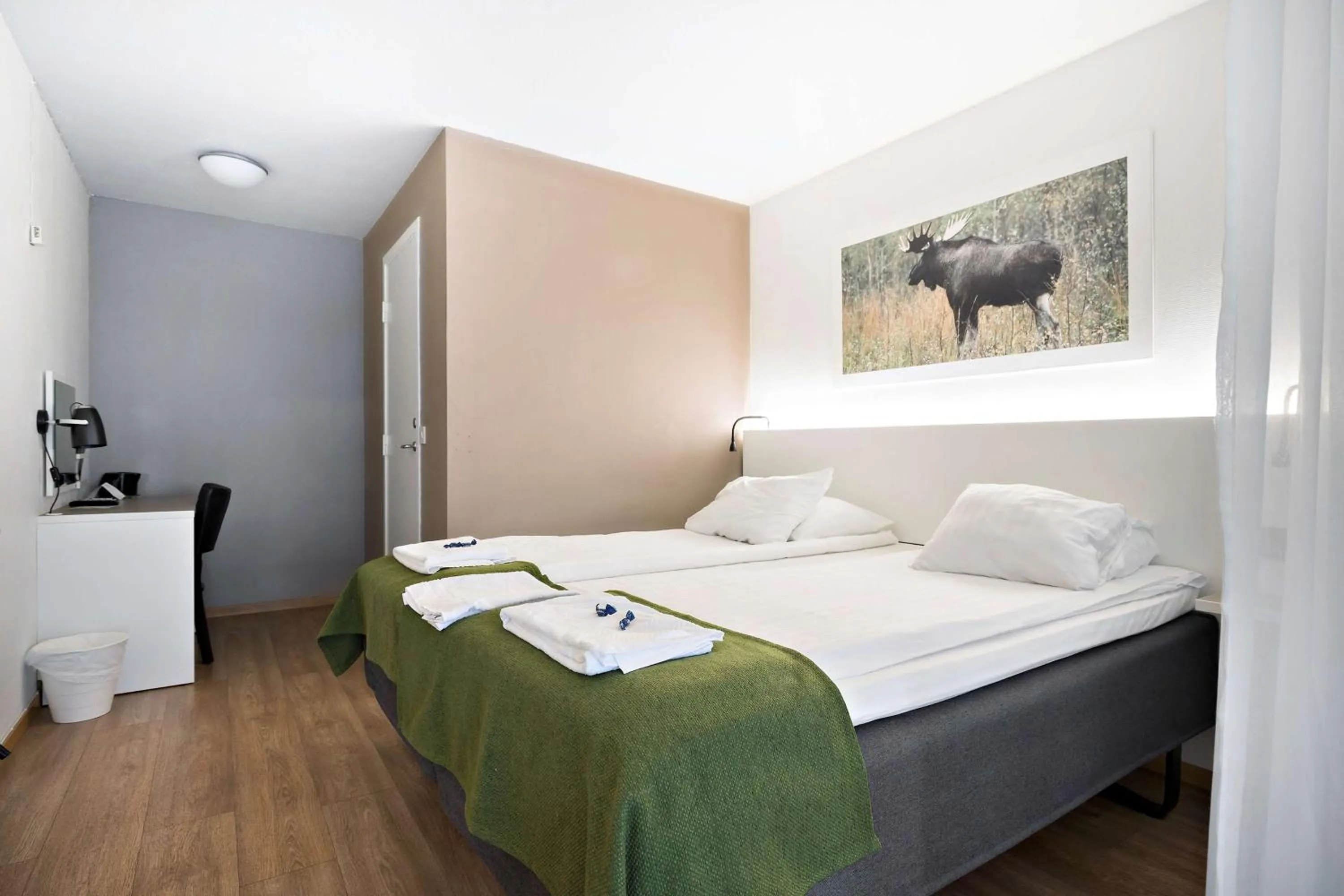 Bedroom, Bed in Sure Hotel by Best Western Lagan