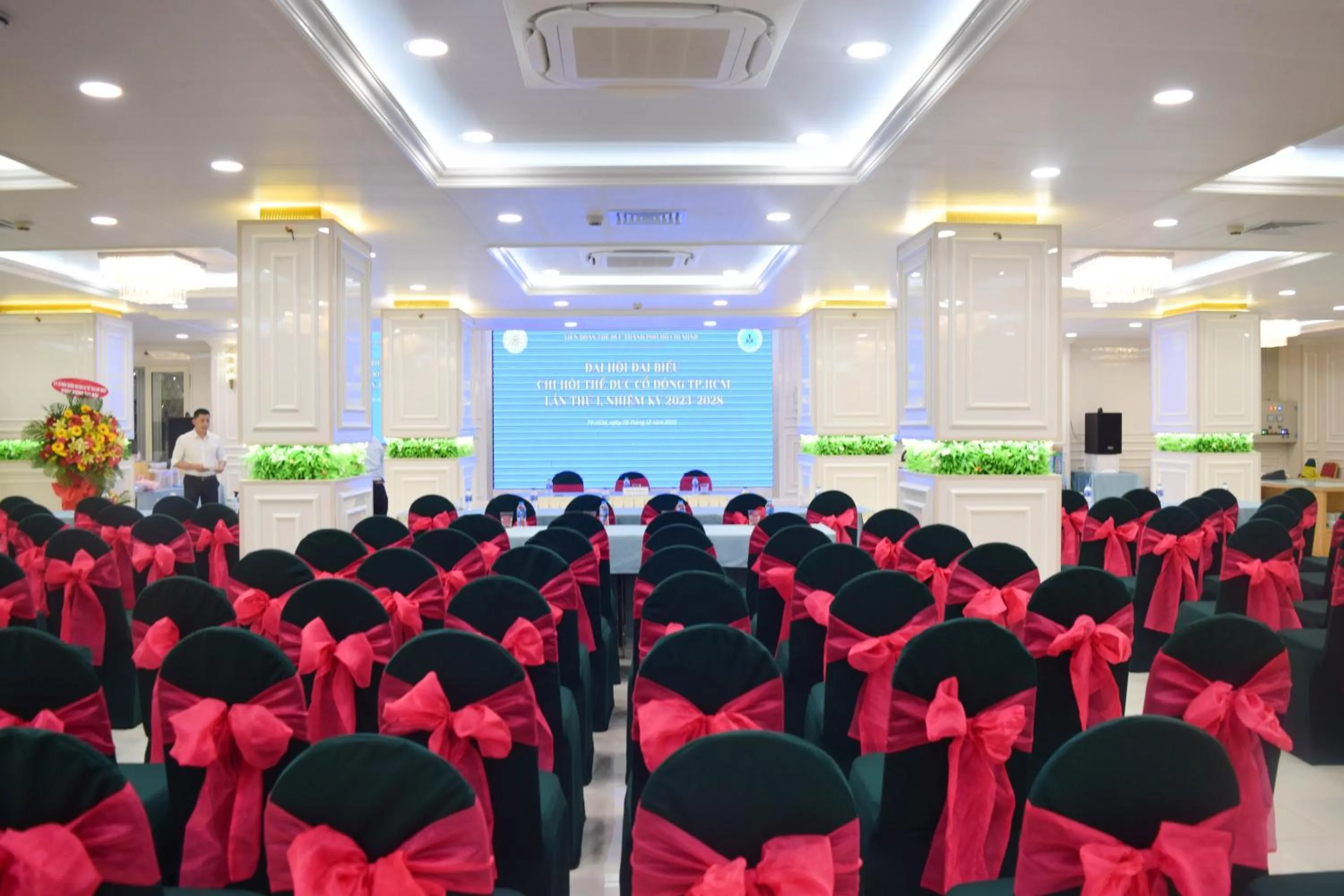 Restaurant/places to eat in Rang Dong Hotel