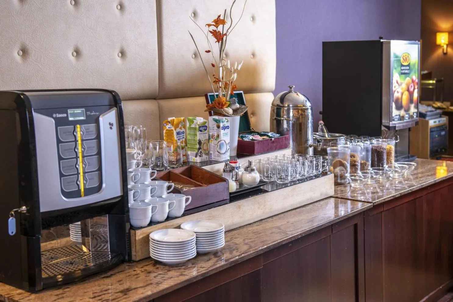 Coffee/tea facilities in Erdőspuszta Club Hotel Fenyves