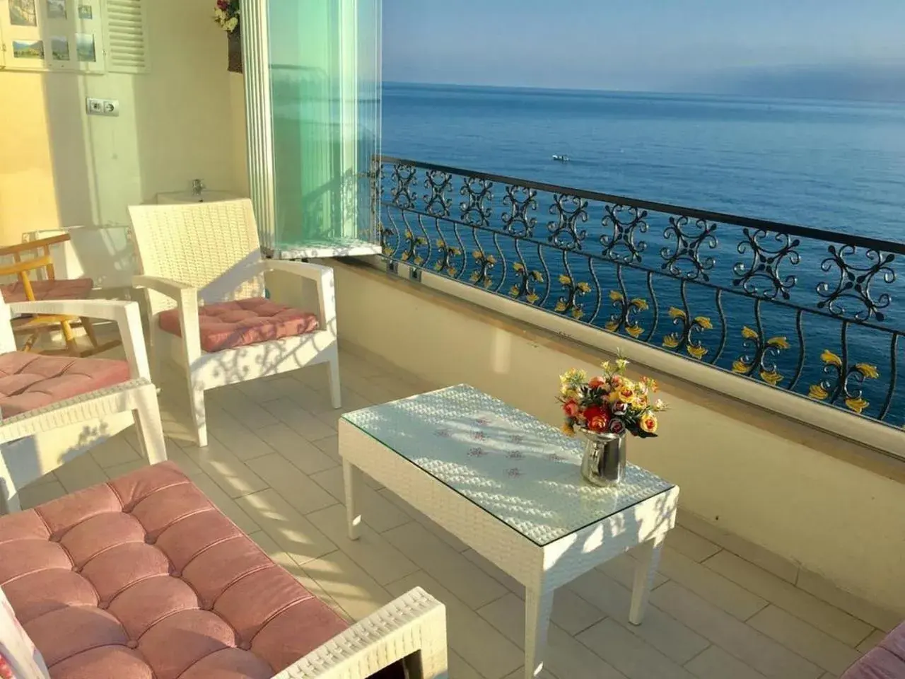 Two-Bedroom Apartment in Trabzon Sea Pearl Two-Bedroom Apartment in Trabzon Sea Pearl