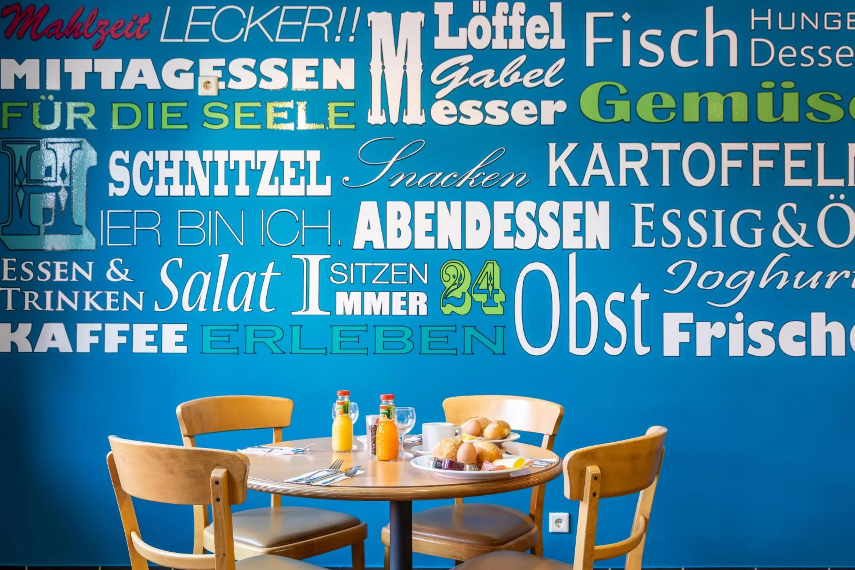 Restaurant/places to eat in Serways Hotel Reinhardshain Nord