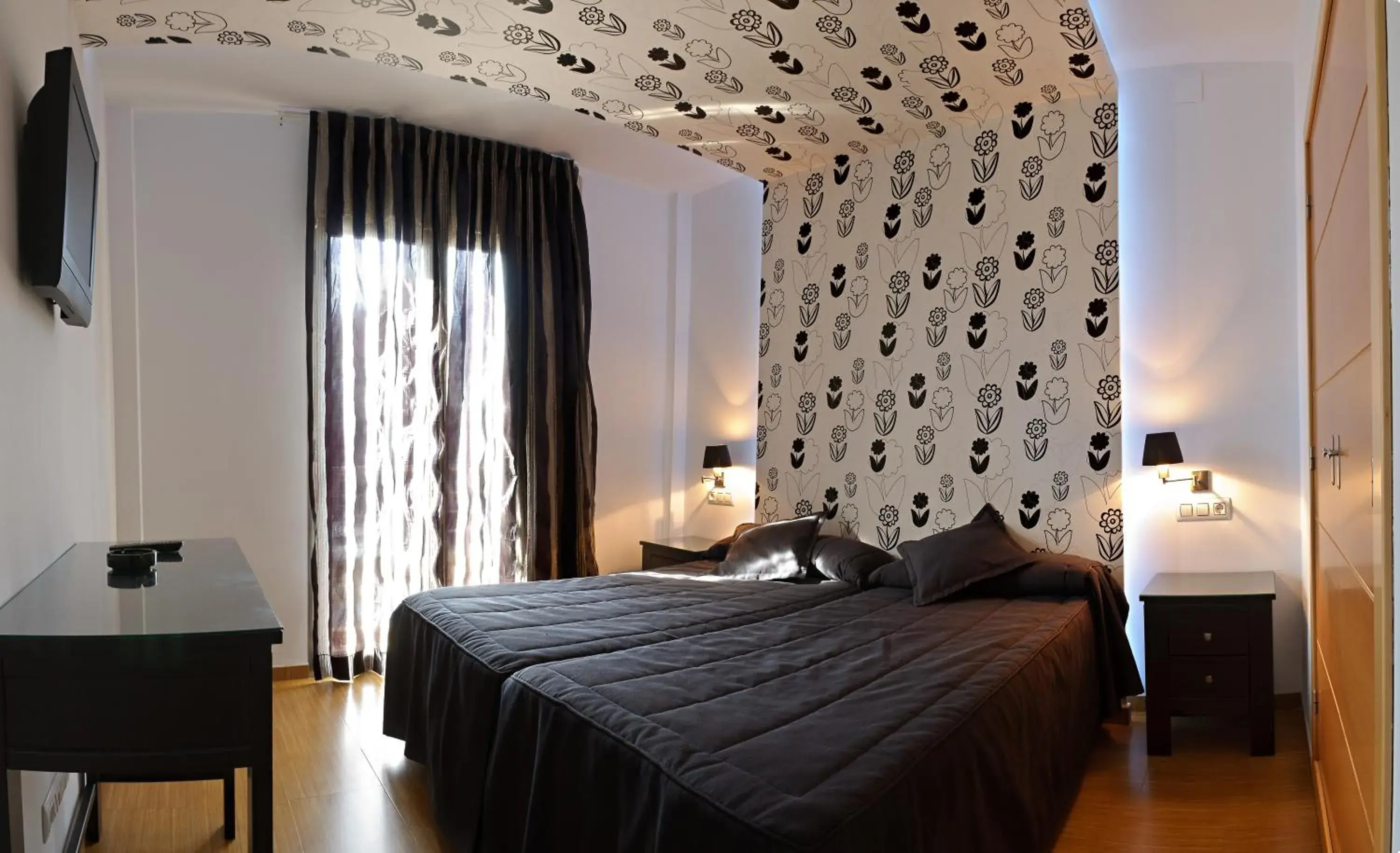 Premium Double or Twin Room in Noriega Premium Double or Twin Room in Noriega