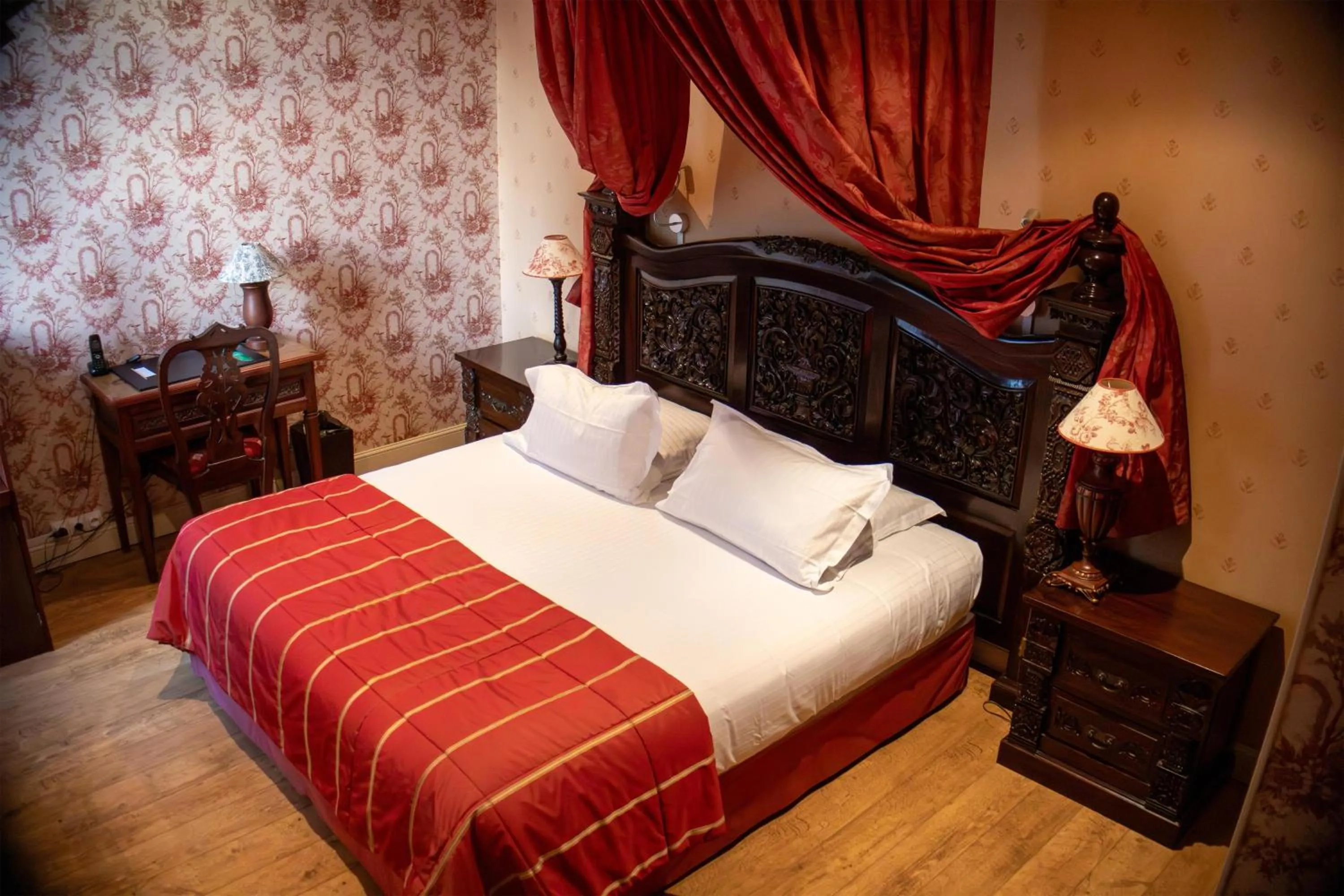 Bedroom, Bed in Domaine du Boisniard