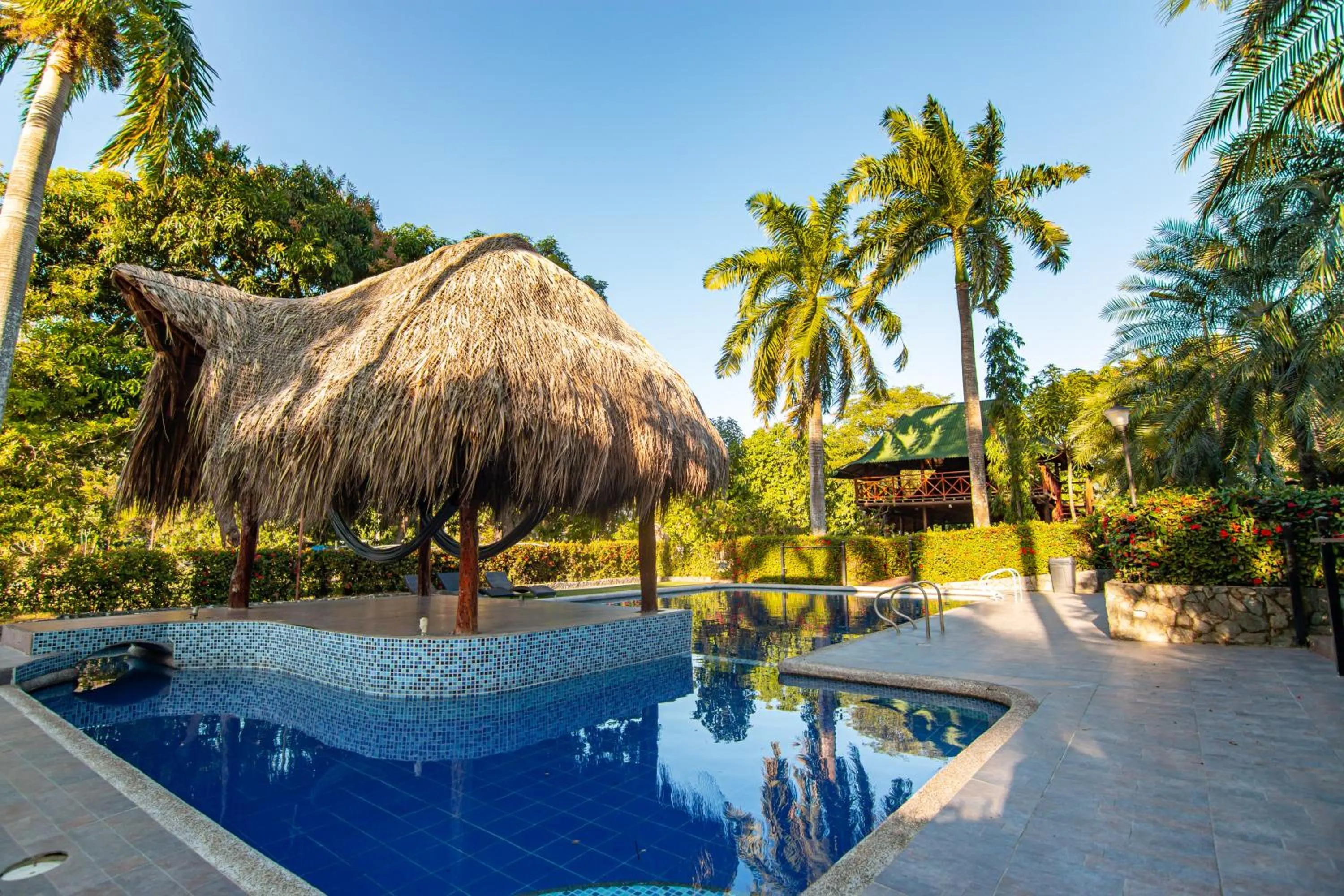 Swimming pool in Portales del Tayrona Garden Hotel