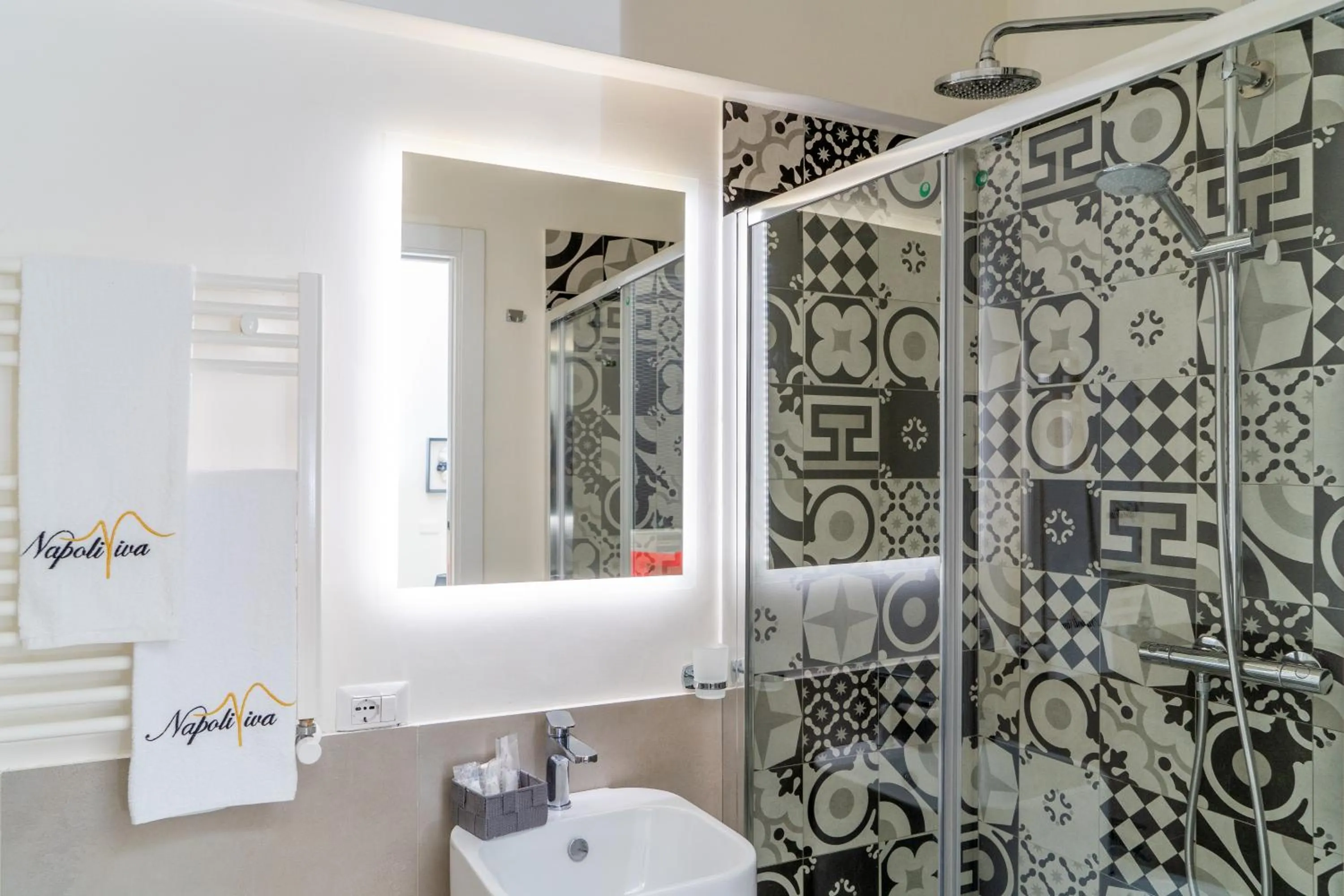 Shower in NapoliViva