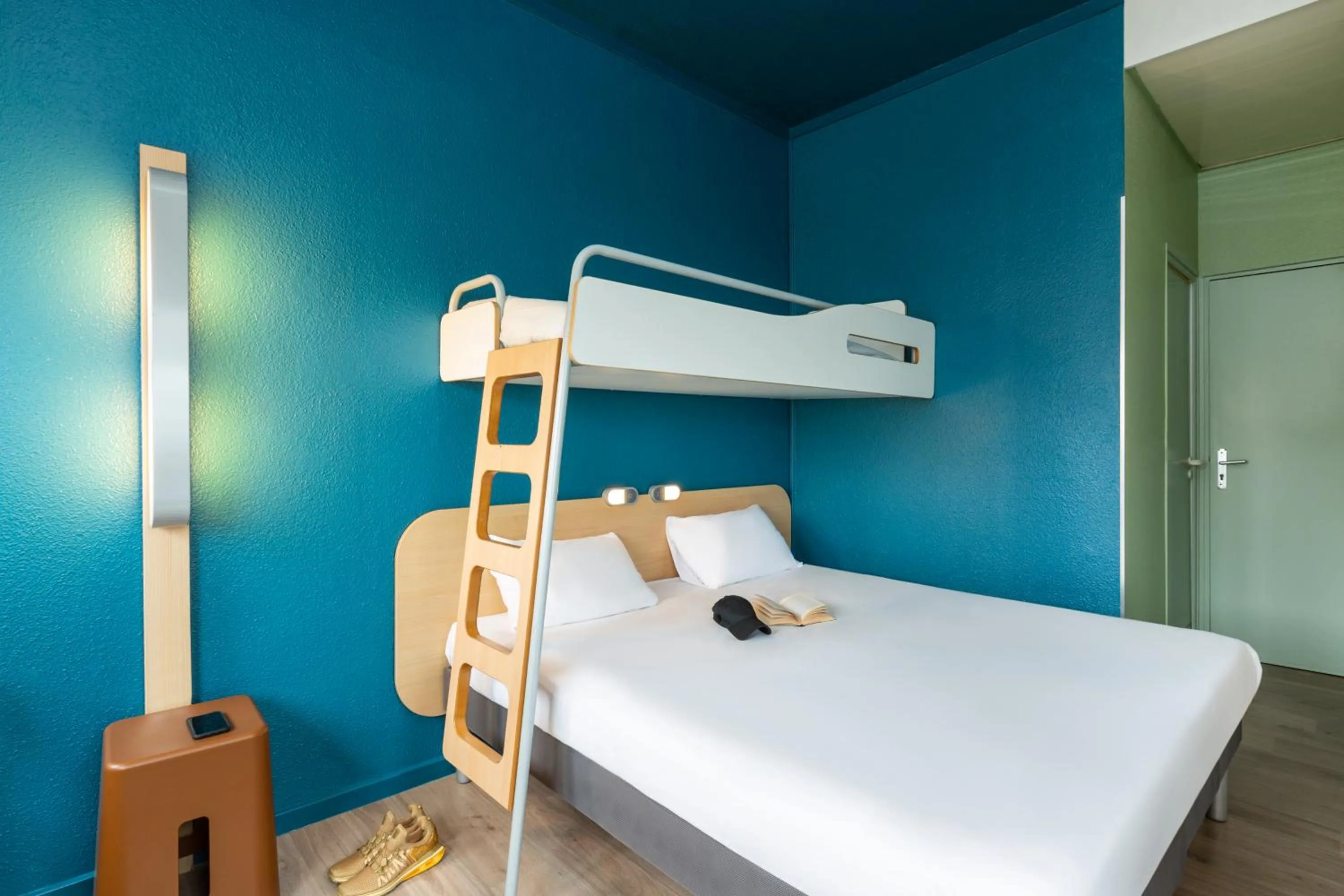 Photo of the whole room, Bed in ibis budget Paris Porte de Pantin