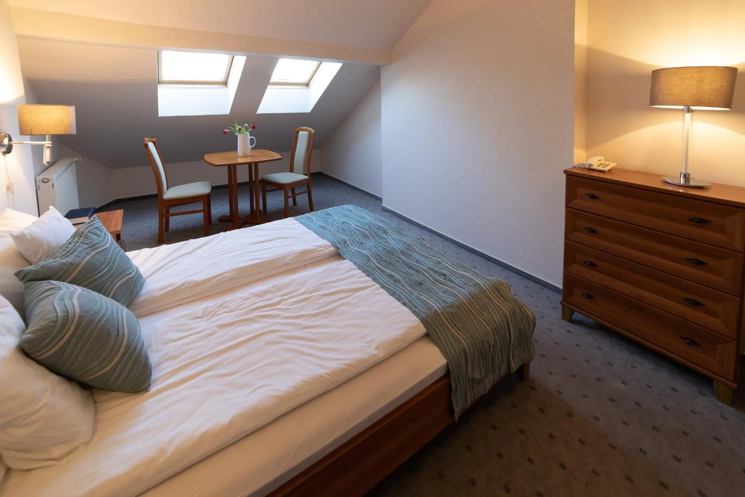 Photo of the whole room, Bed in Zsanett Hotel