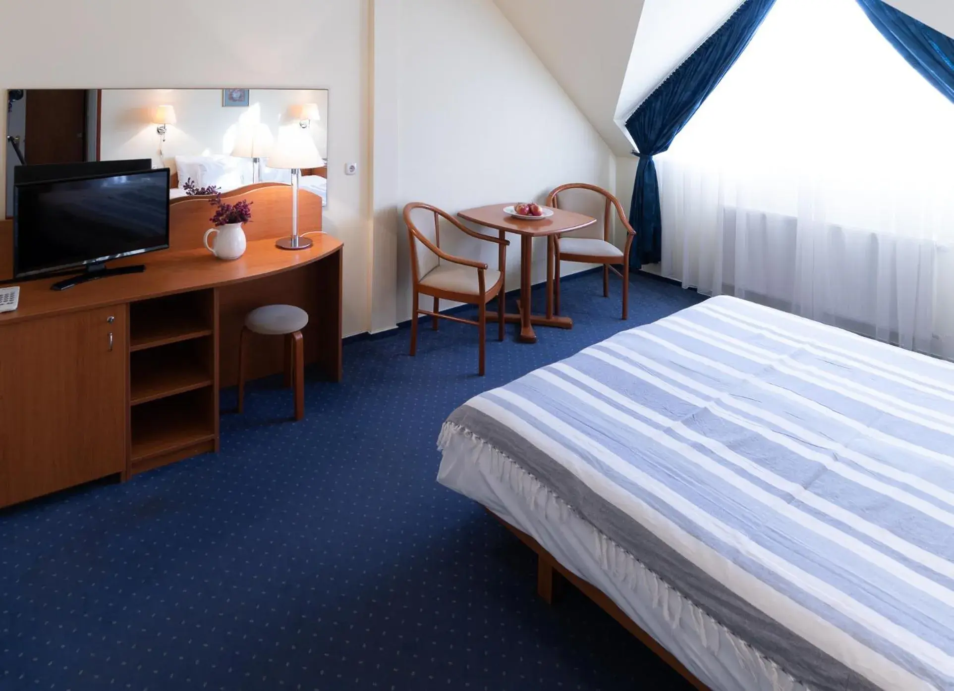 Standard Queen Room in Zsanett Hotel Standard Queen Room in Zsanett Hotel