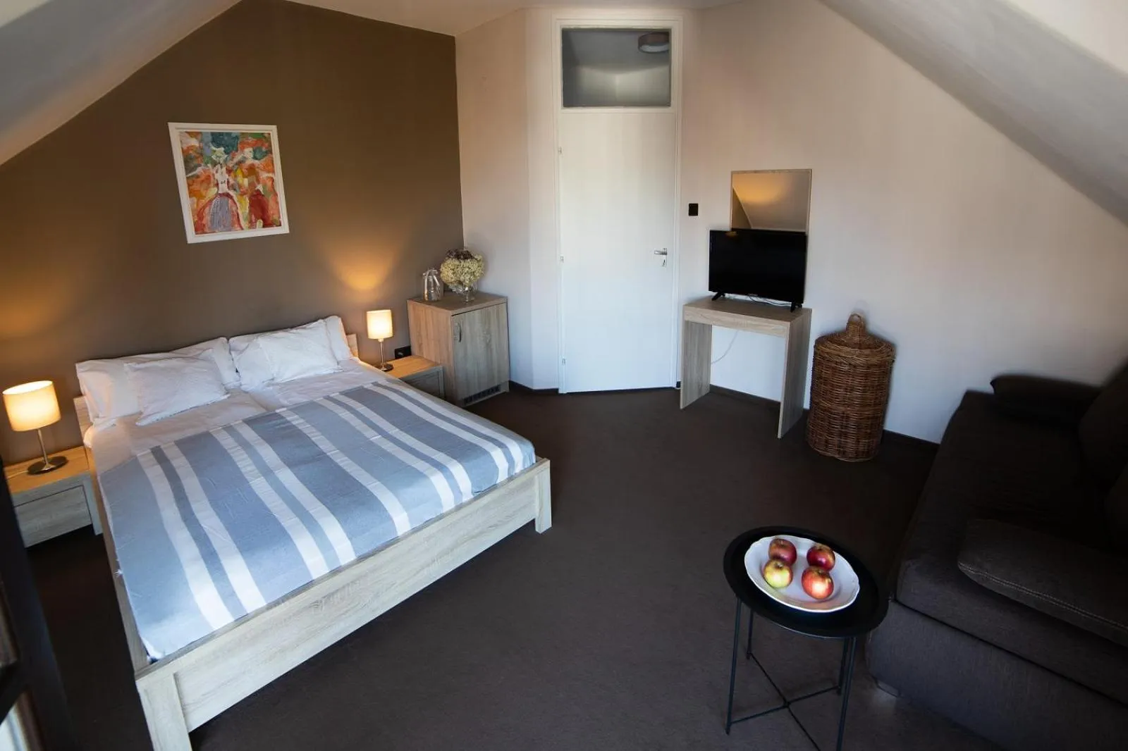 Bed in Zsanett Hotel