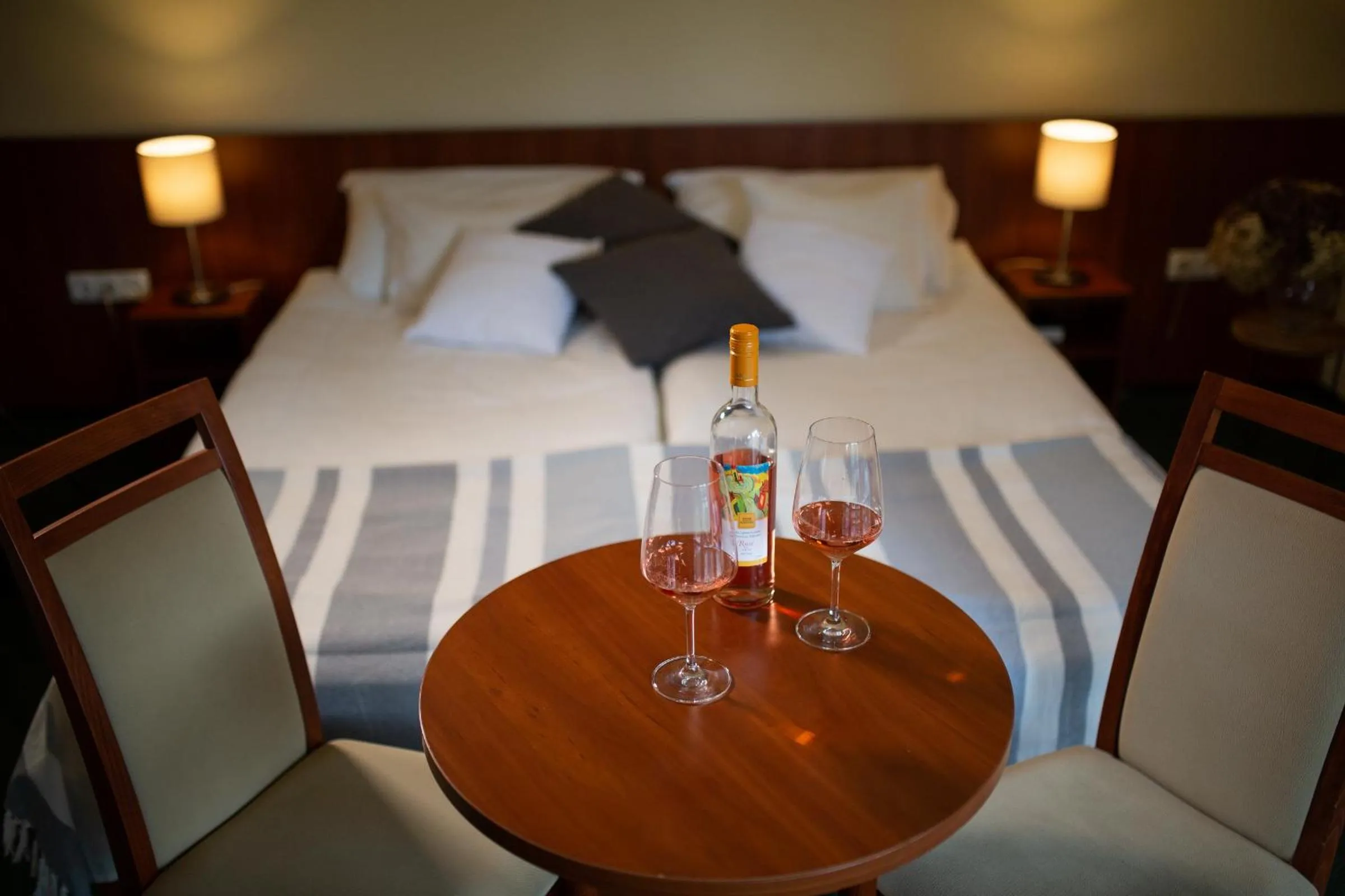 Bedroom, Bed in Zsanett Hotel