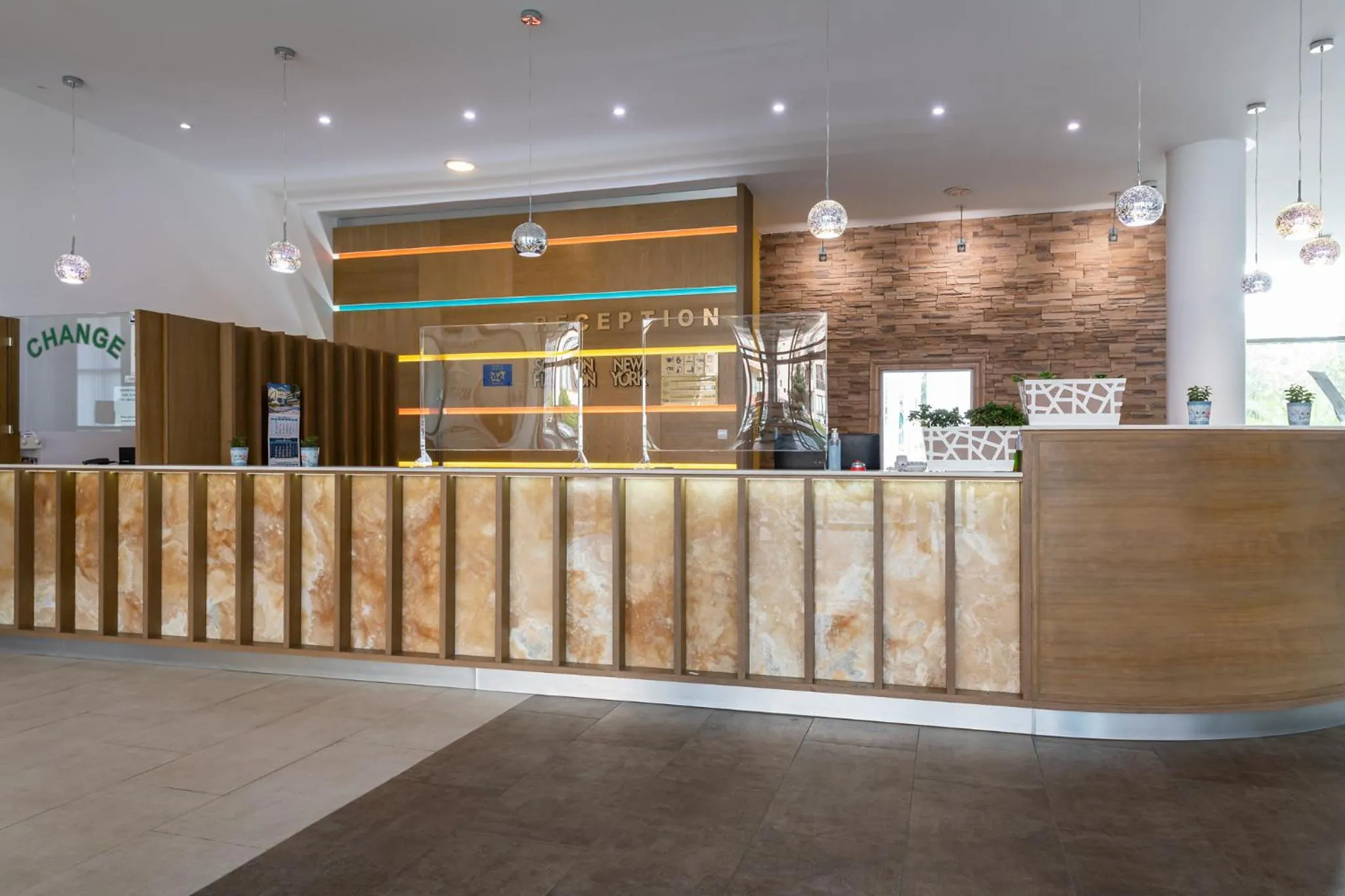 Lobby or reception in Ivana Palace Hotel - Free Parking