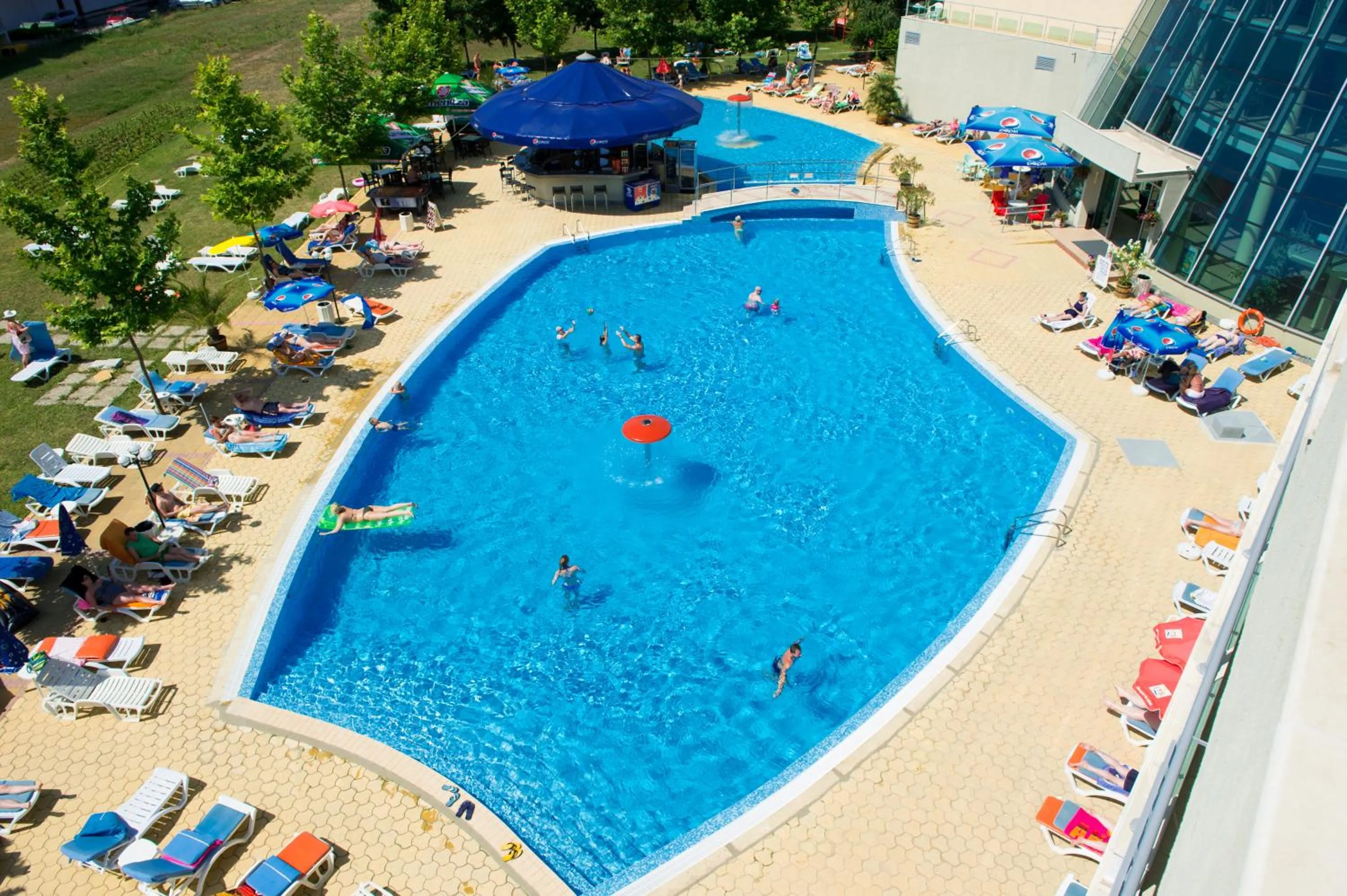 Swimming pool in Ivana Palace Hotel - Free Parking