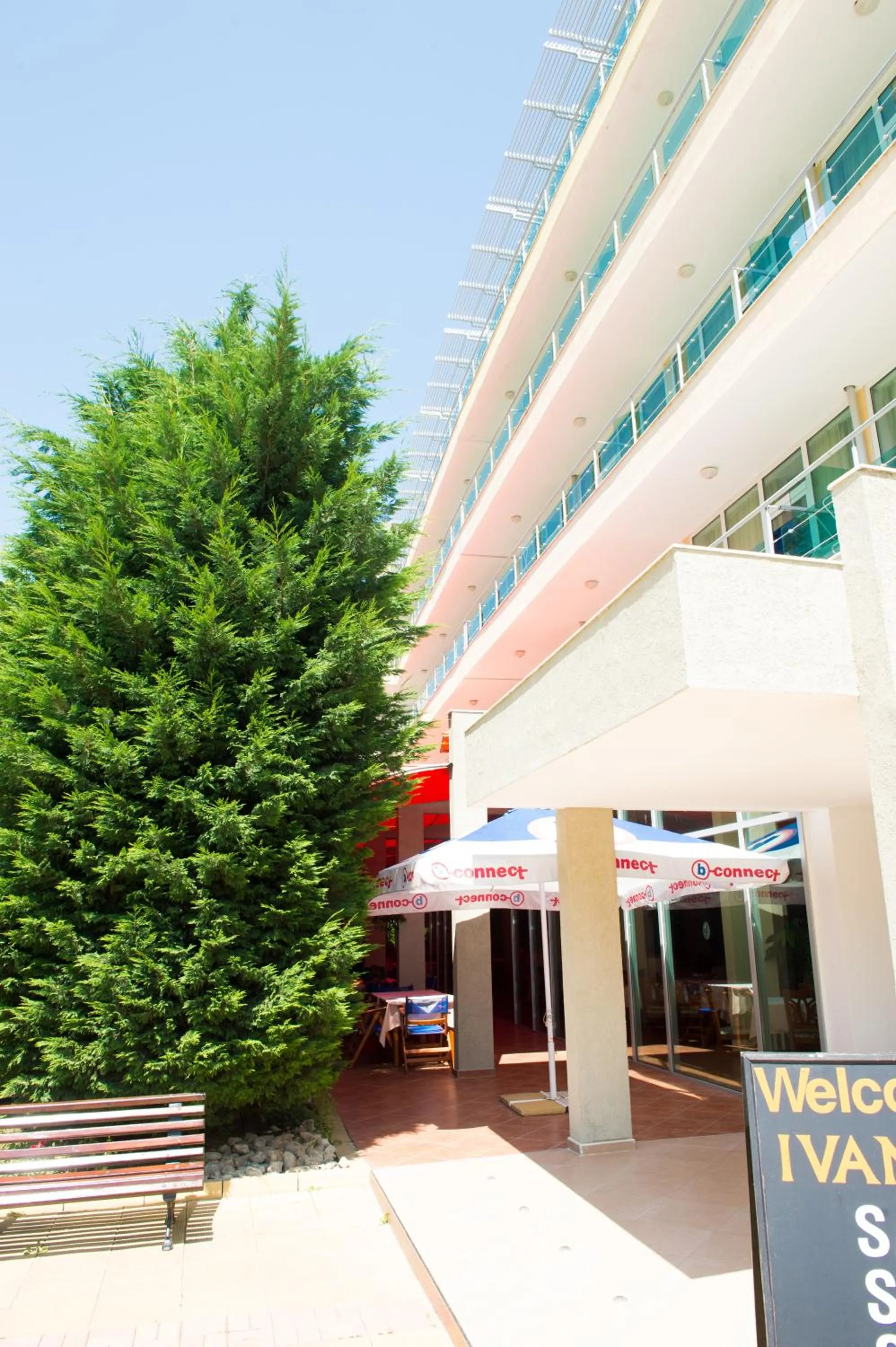 Facade/entrance in Ivana Palace Hotel - Free Parking