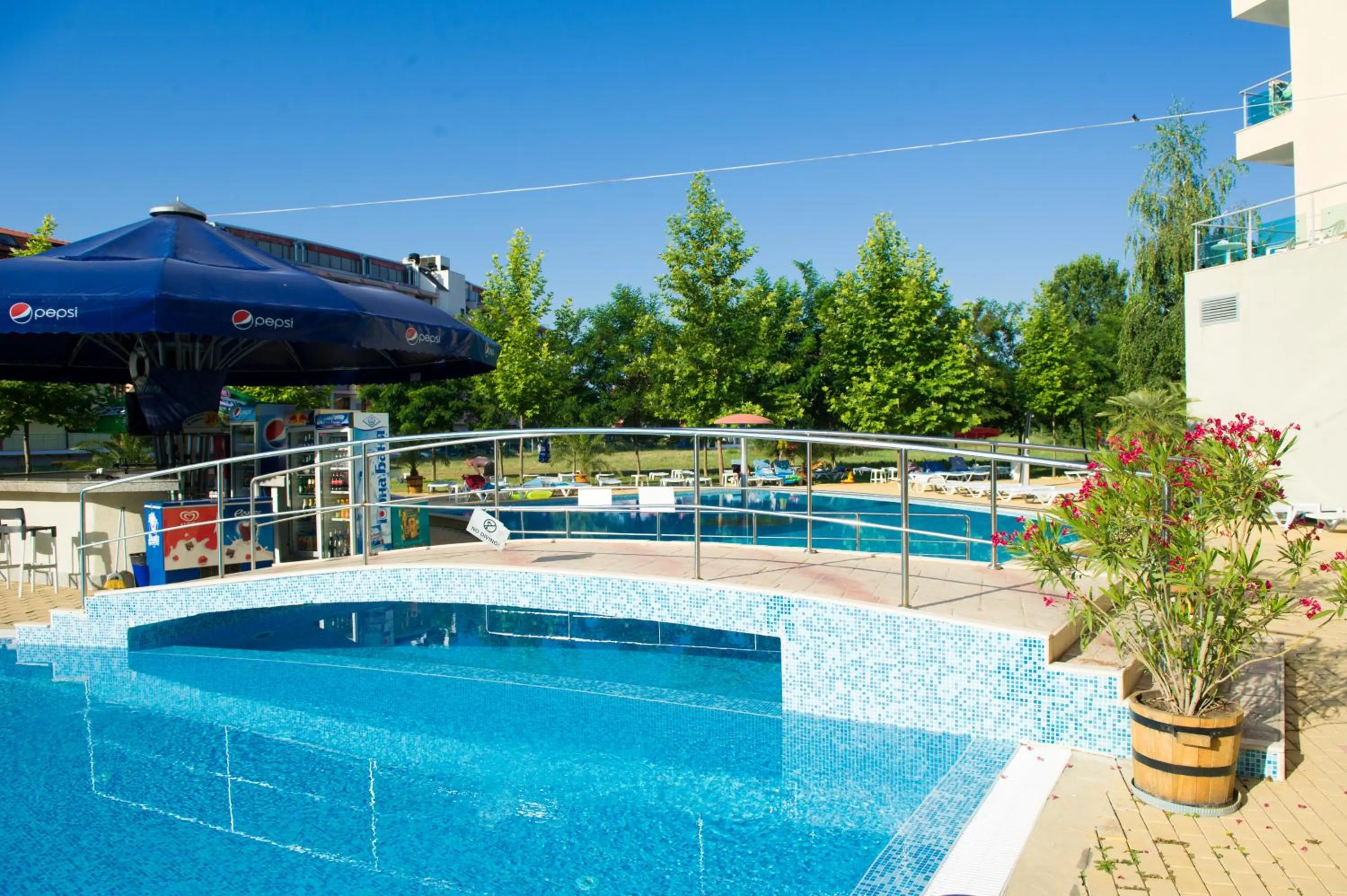 Swimming pool in Ivana Palace Hotel - Free Parking