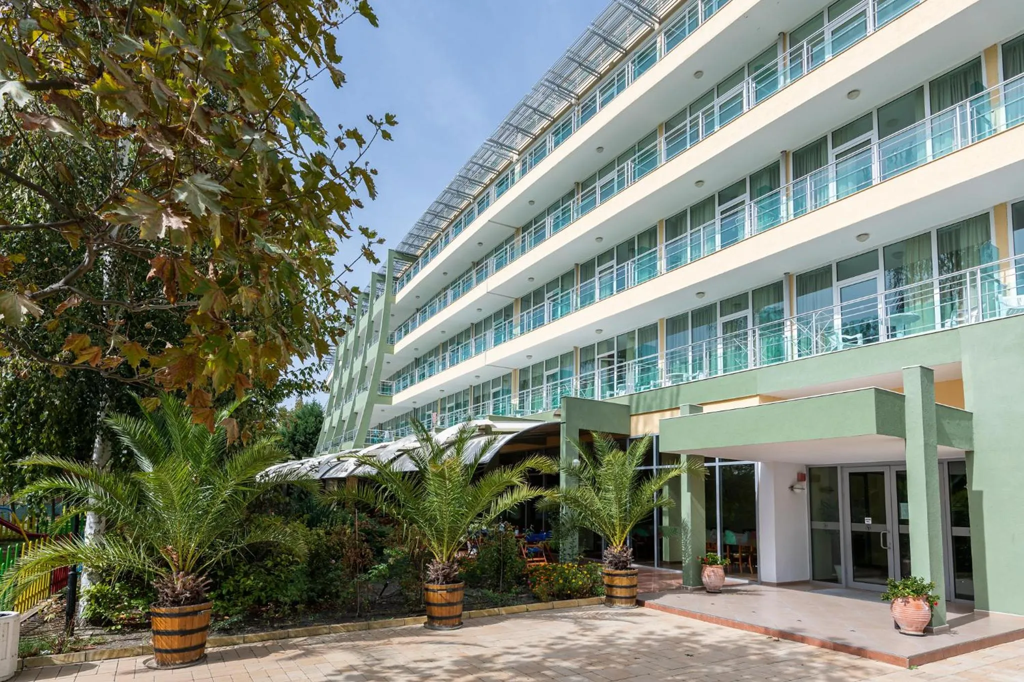 Ivana Palace Hotel - Free Parking