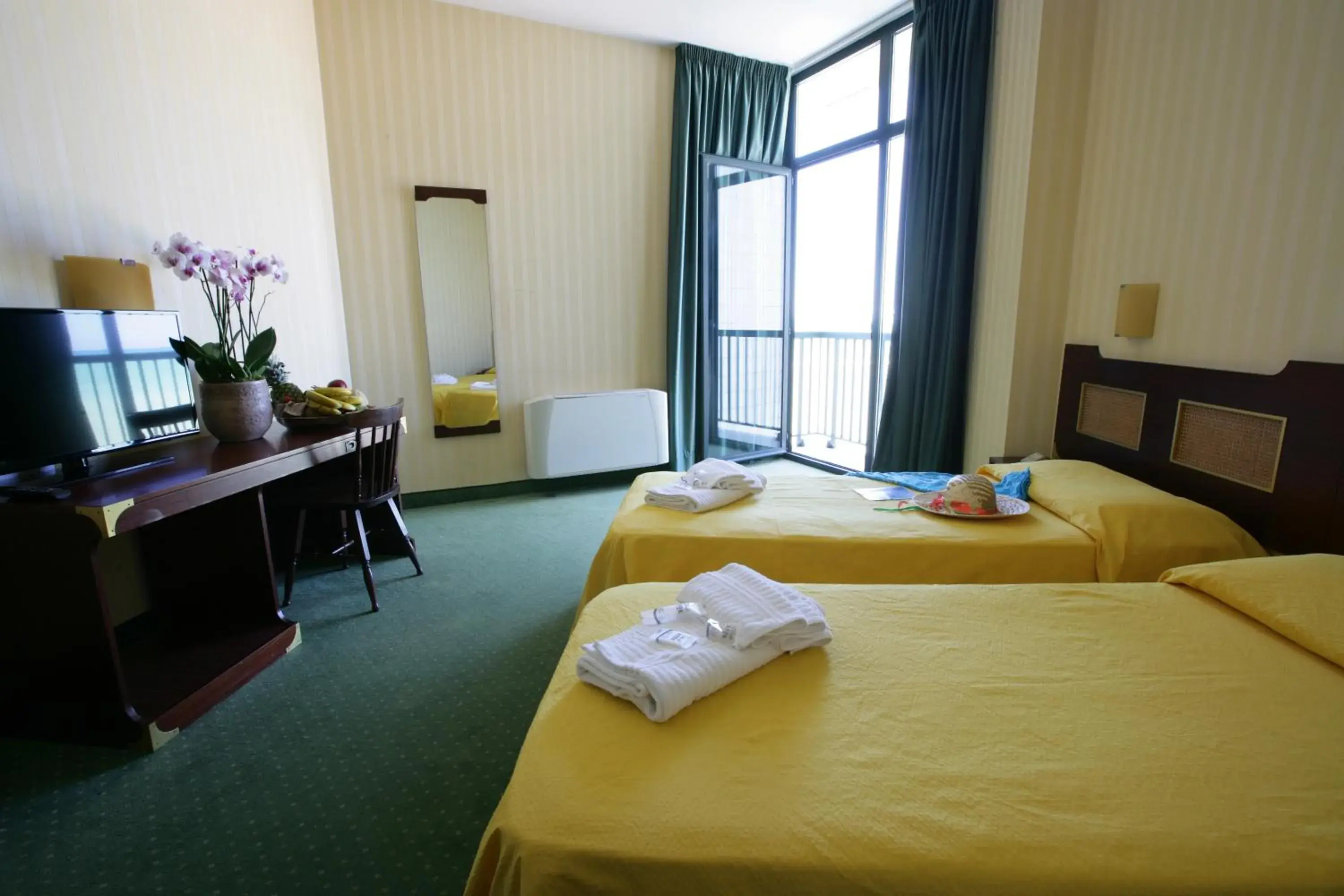 Photo of the whole room in Club Esse Mediterraneo Photo of the whole room in Club Esse Mediterraneo