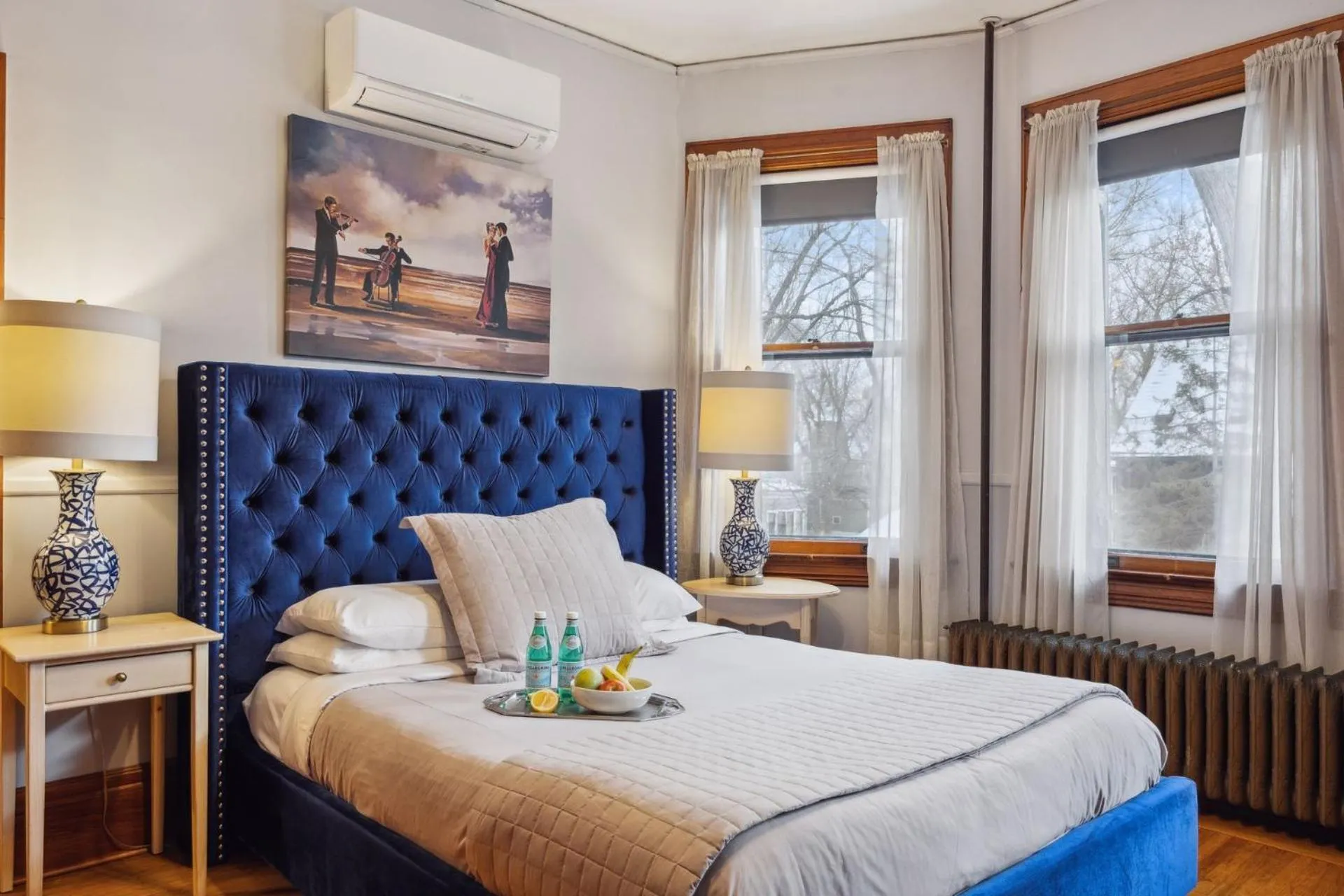 Bed in Historic District BnB