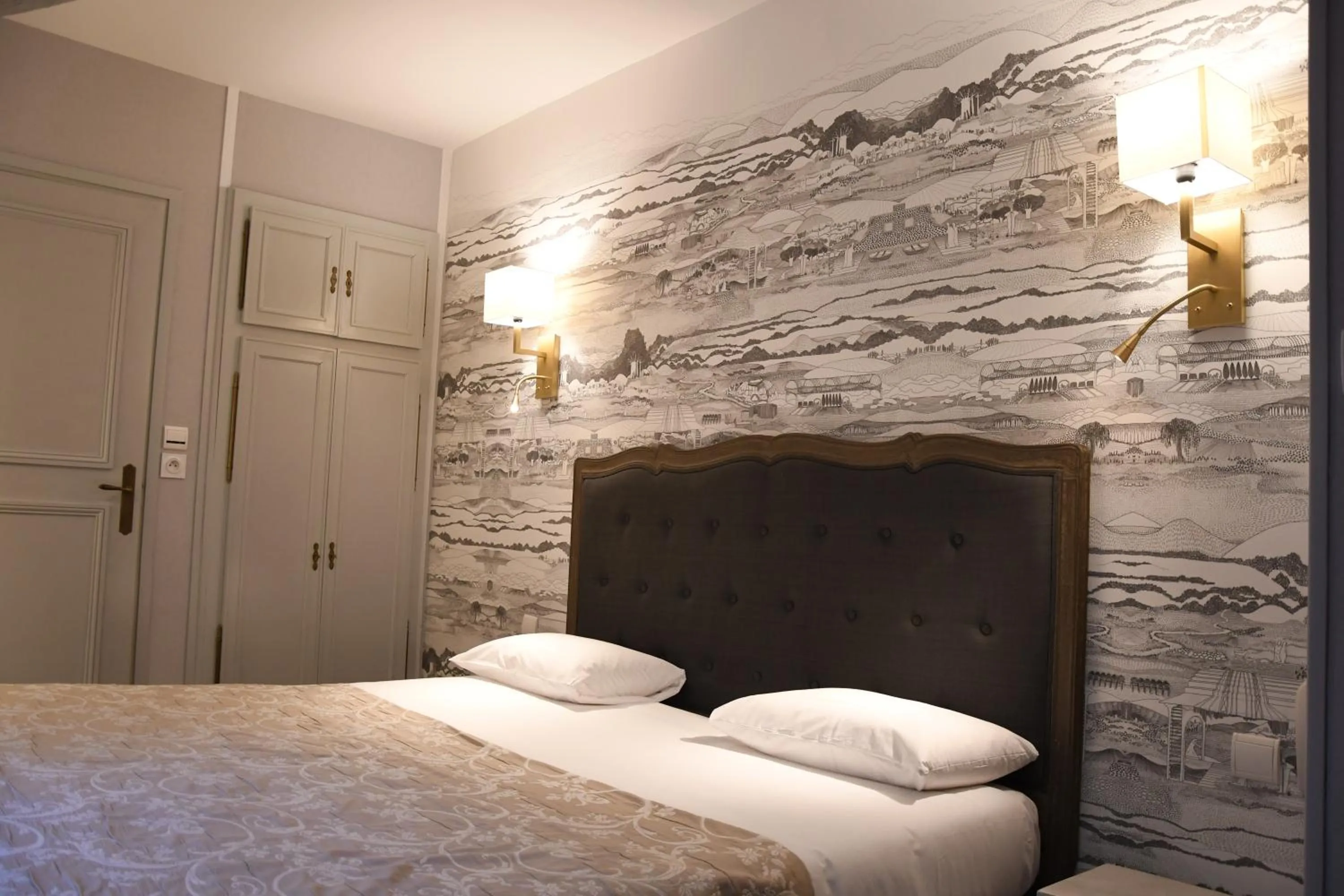 Comfort Double Room in Le Moulin Des Ruats