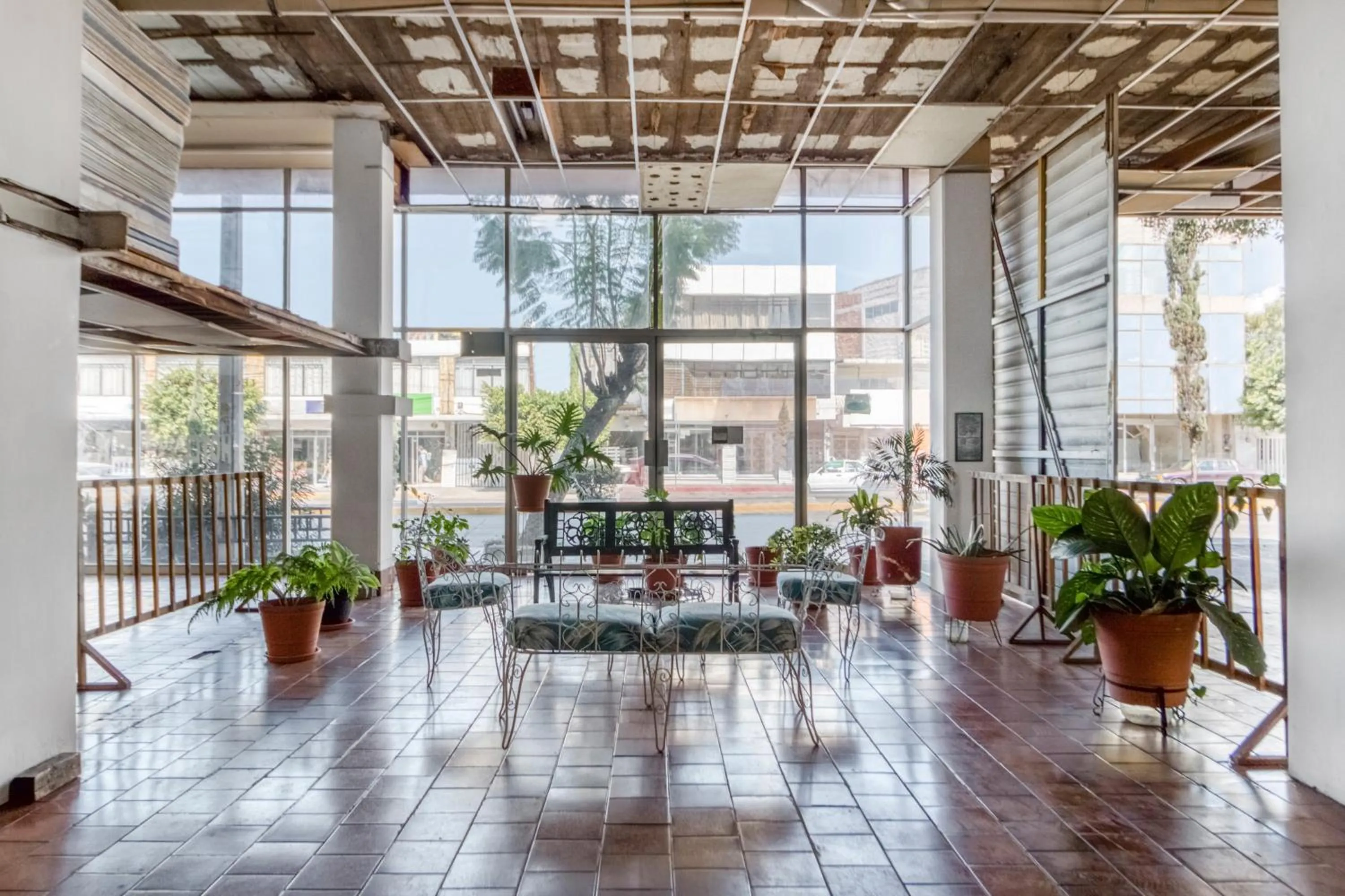 Seating area in OYO Hotel Del Llanito, Aguascalientes