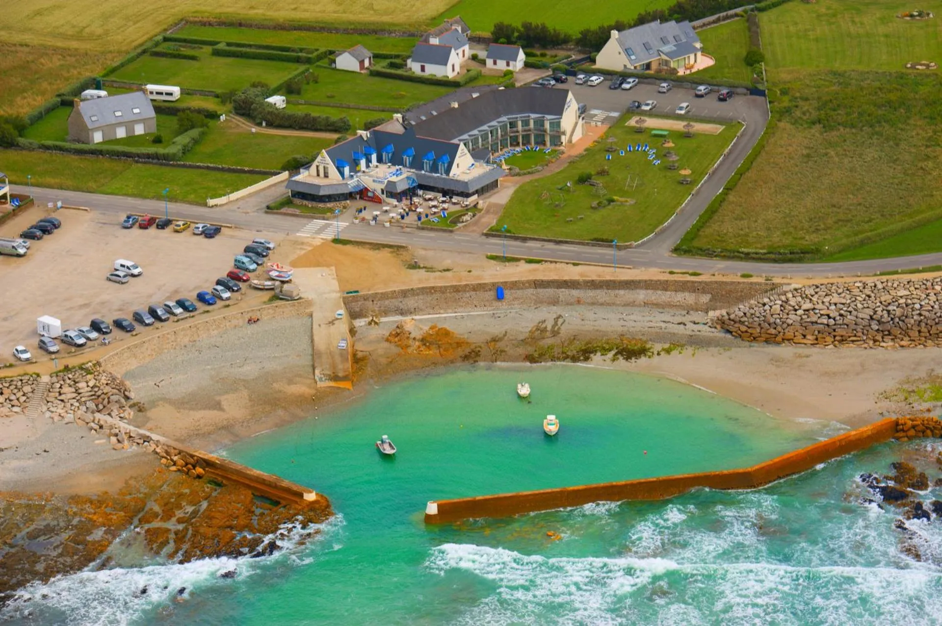 Property building in Breiz Armor