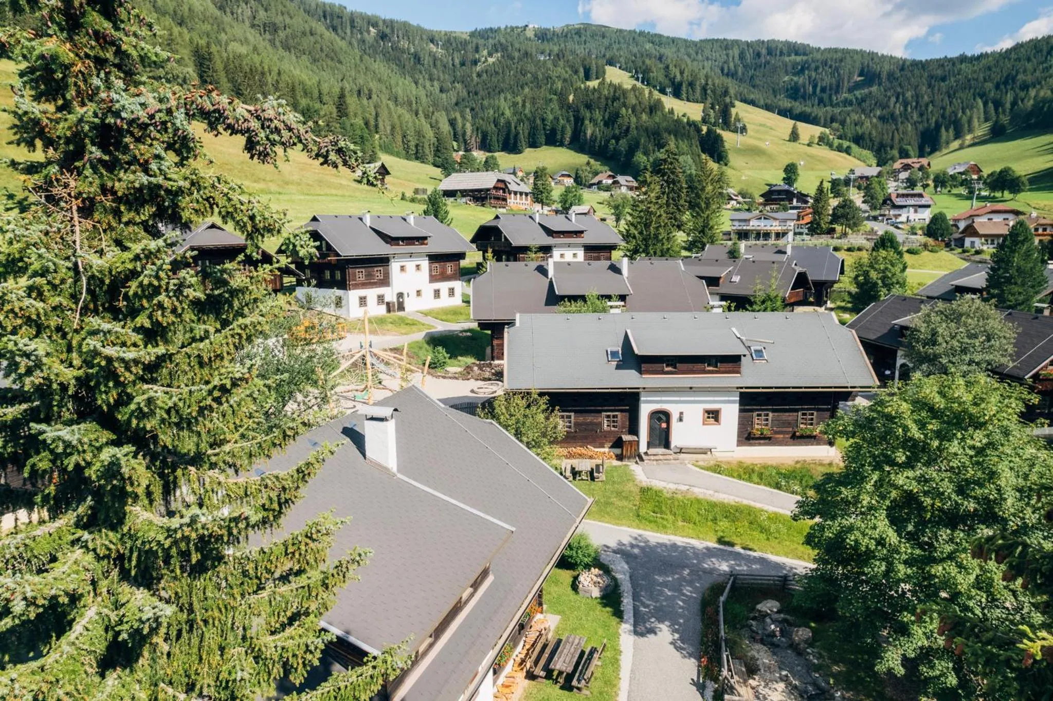 Property building in Slow Travel Resort Kirchleitn - OBERKIRCHLEITN