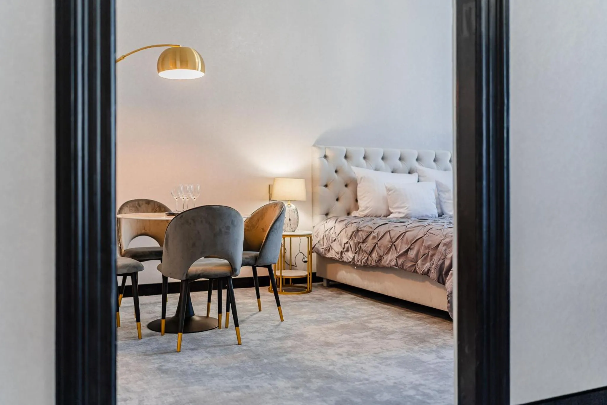 Dining area, Bed in SZEWSKA 22 BOUTIQUE