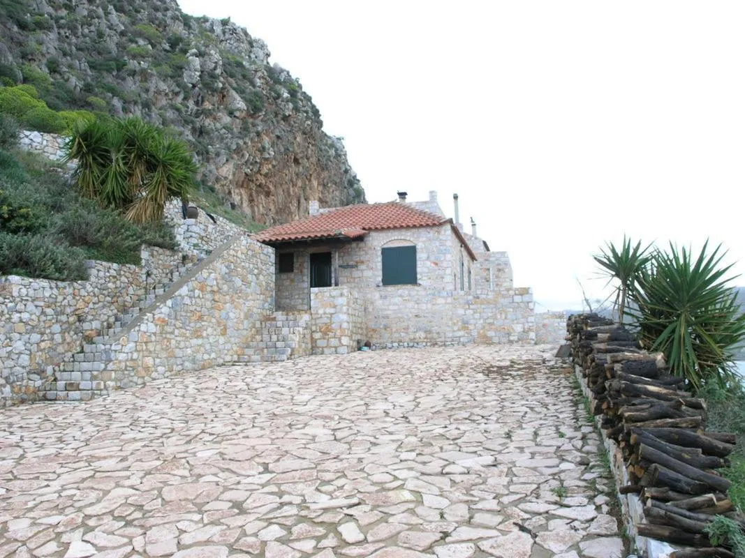 Facade/entrance in Selana Studios