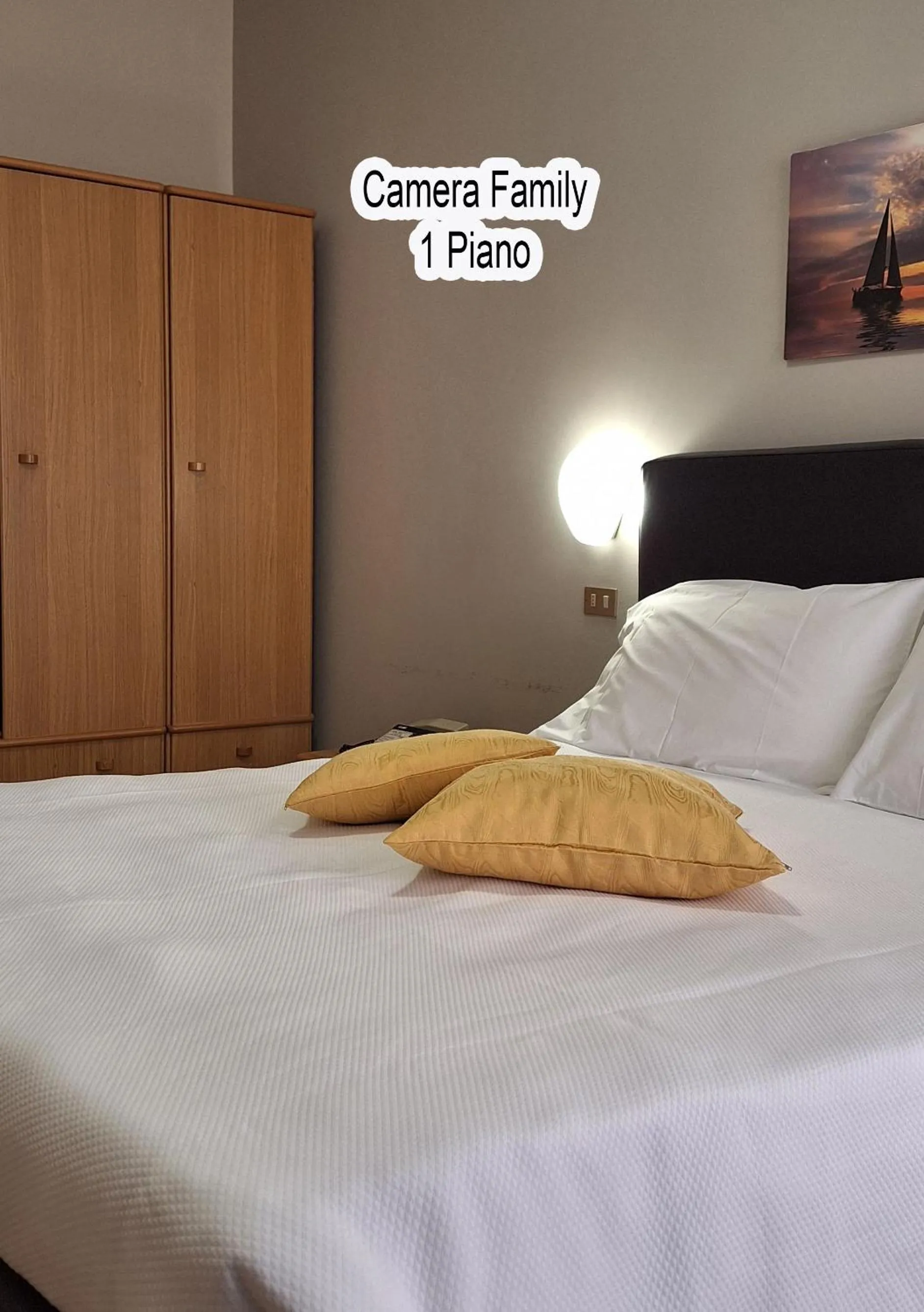 Bed in Hotel Mediterranée