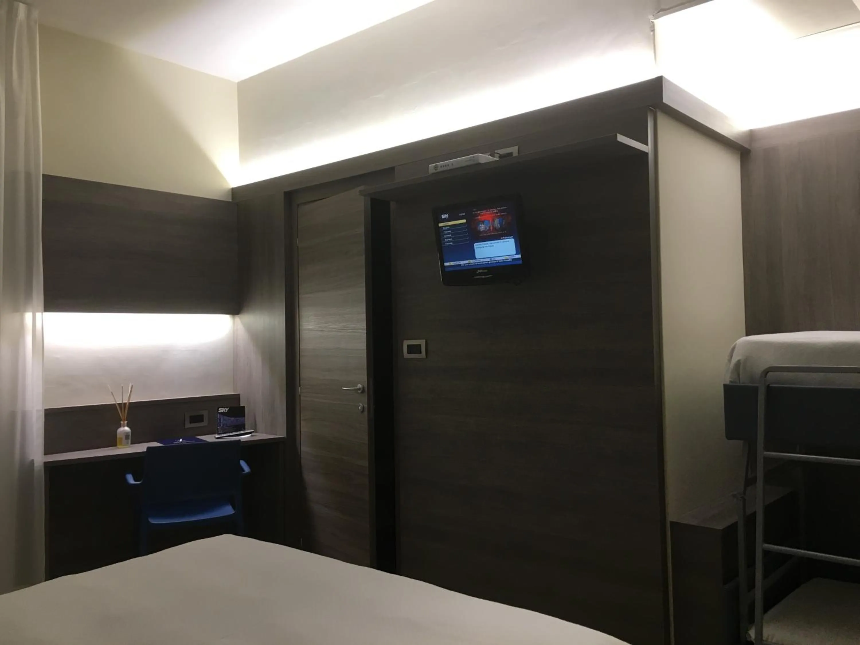 Bed in Hotel Mediterranée