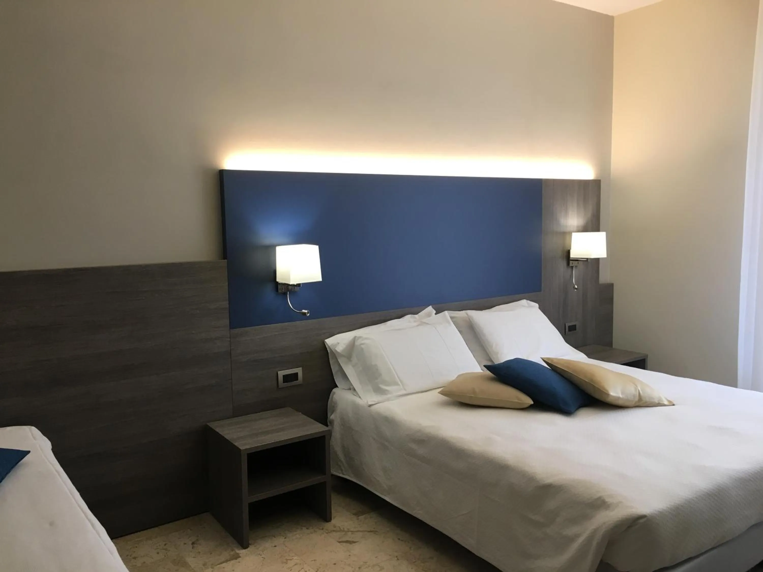 Photo of the whole room, Bed in Hotel Mediterranée