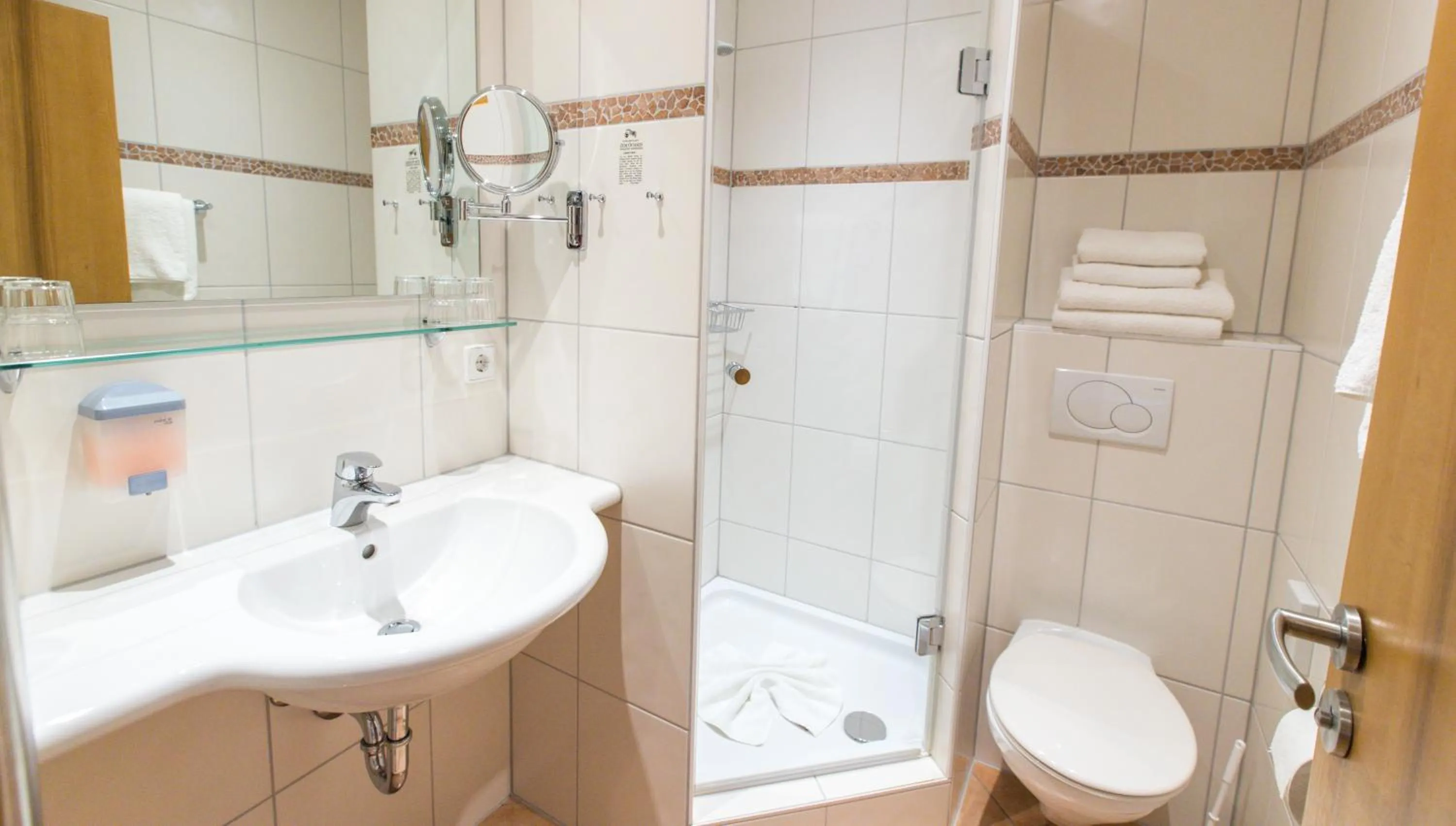 Bathroom in Hotel-Restaurant zum Ochsen