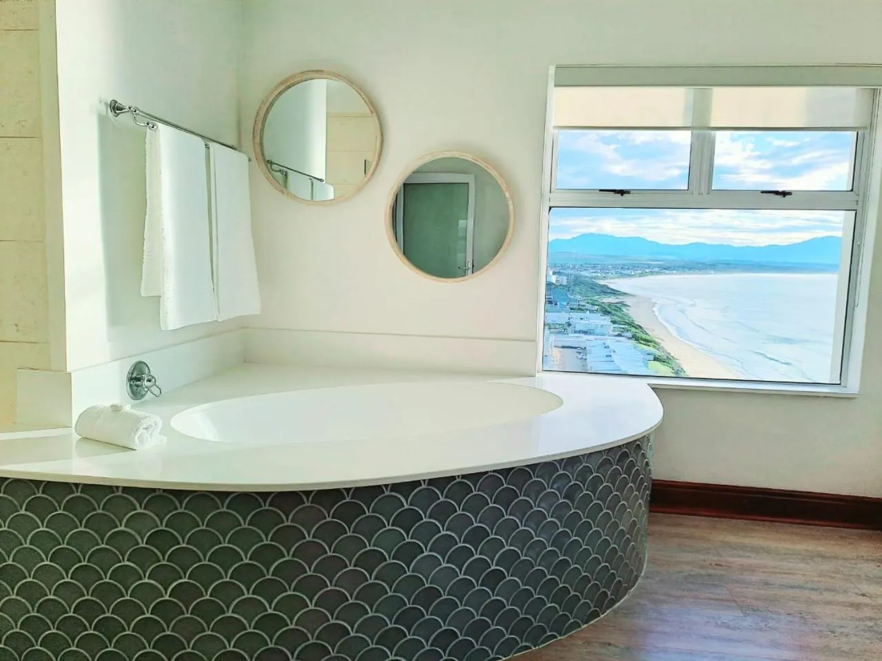 Diaz Hotel and Resort