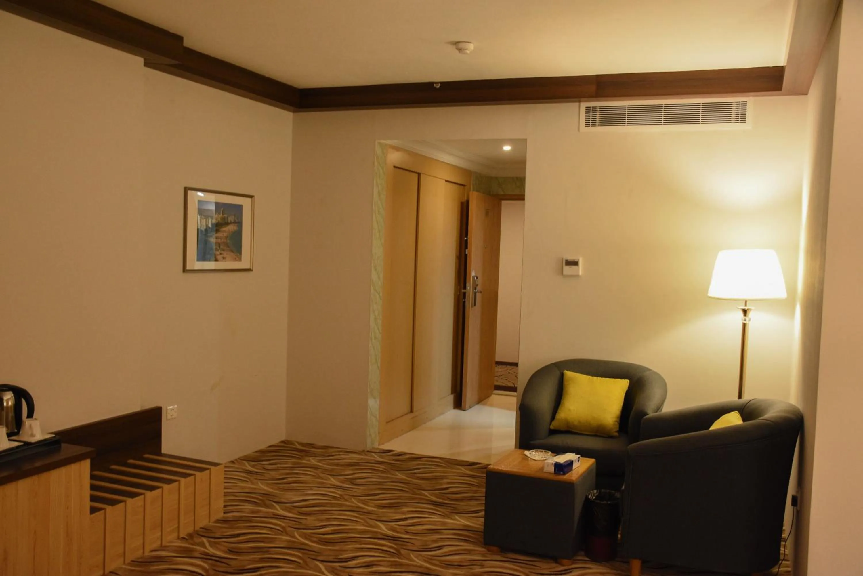 Seating area in Florida Inn Hotel