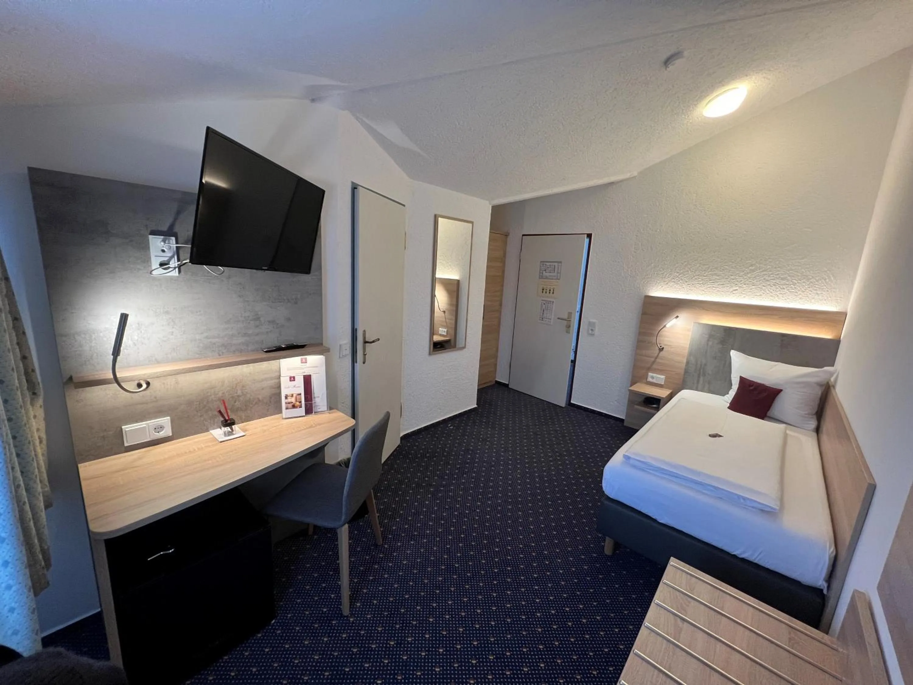 Bed in Parkhotel Obertshausen