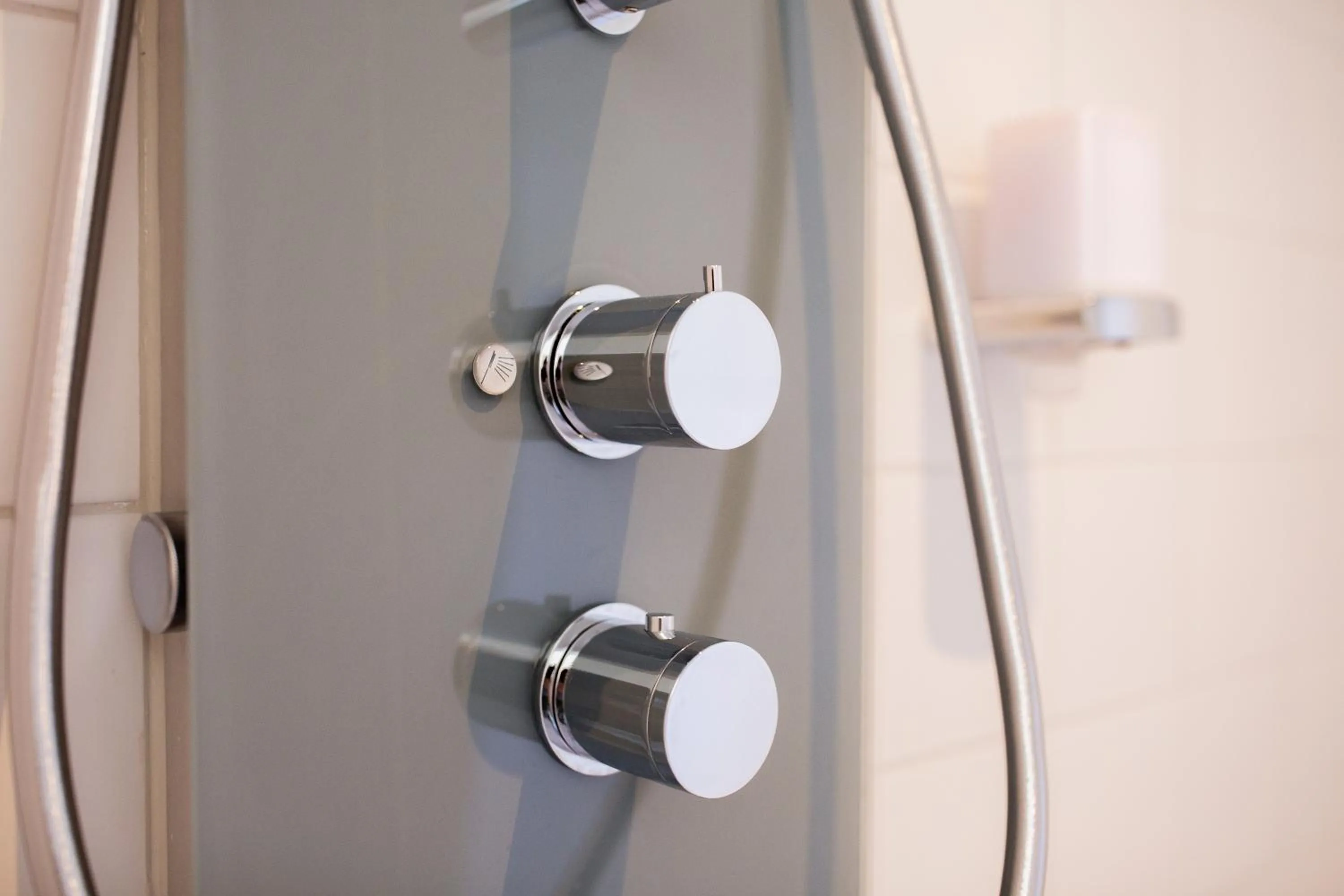 Shower in Hotel Villa Altenburg