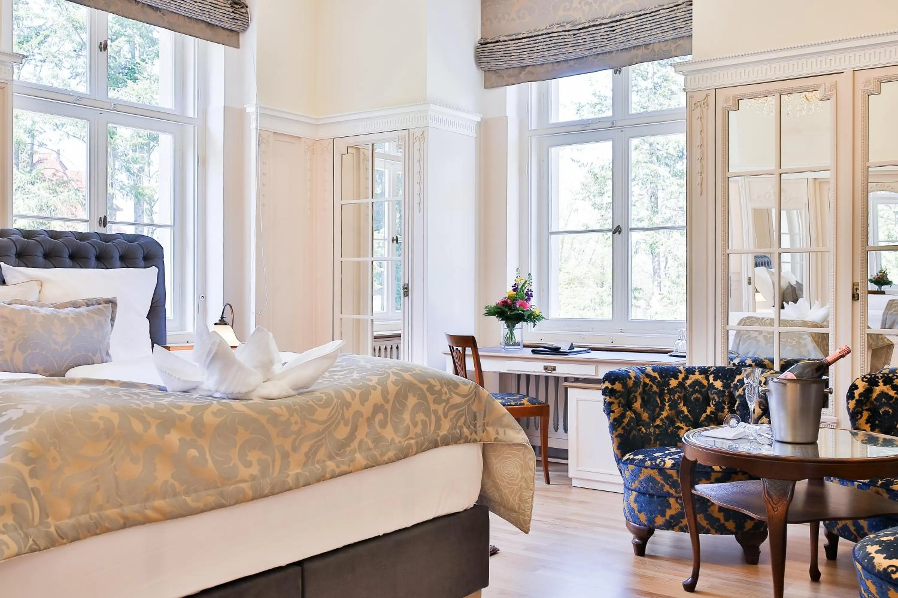 Bed in Hotel Villa Altenburg