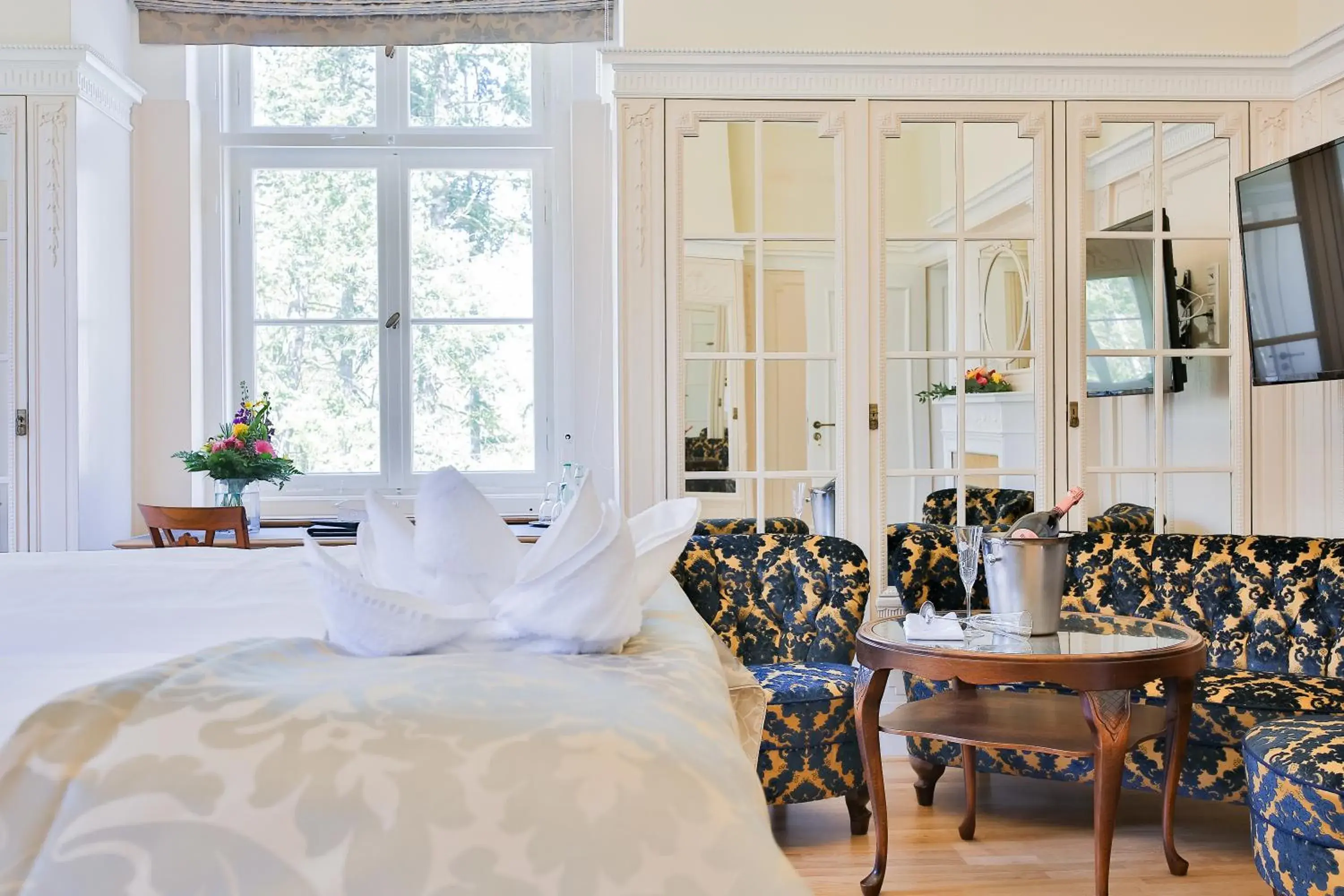 Junior Suite in Hotel Villa Altenburg Junior Suite in Hotel Villa Altenburg