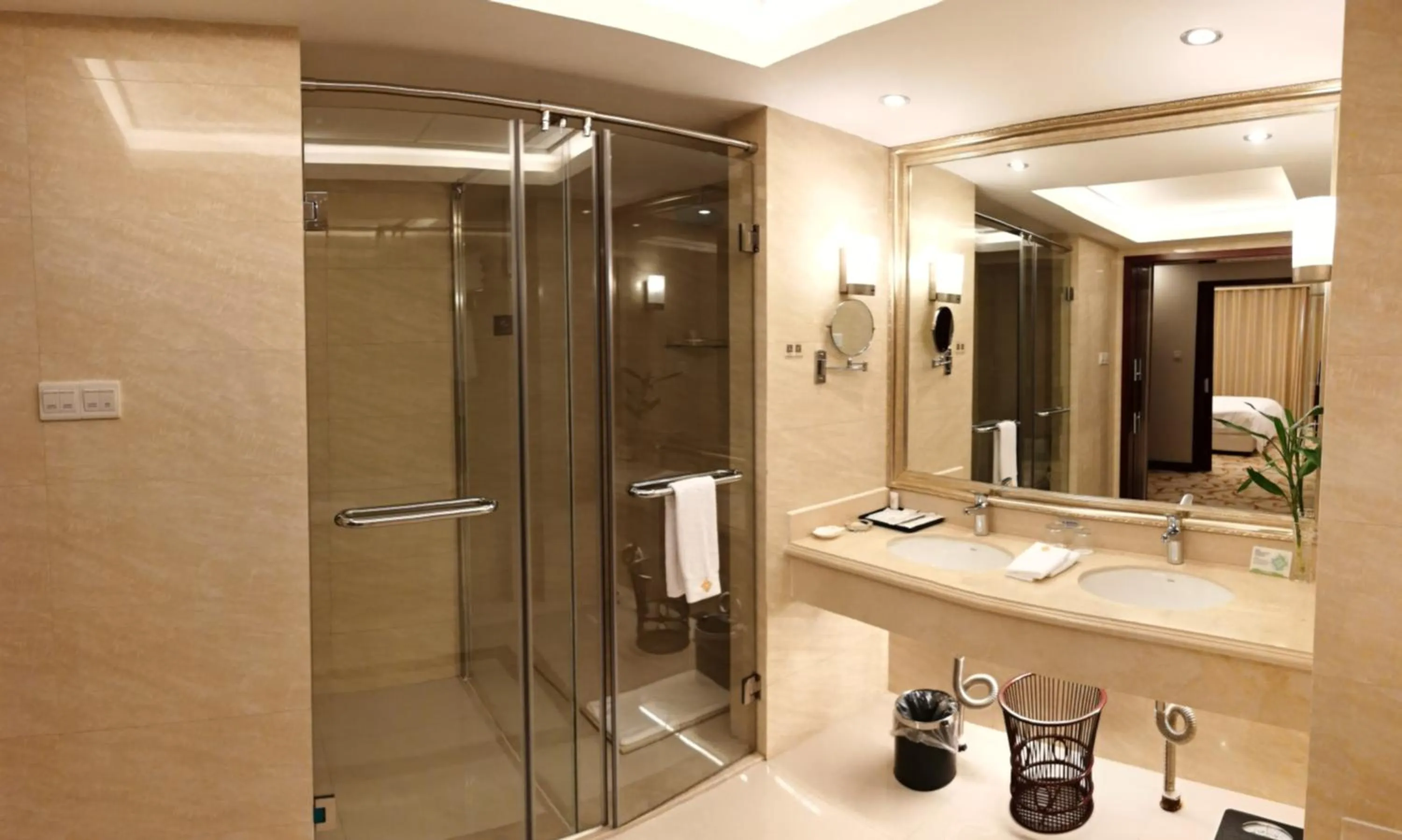 Bathroom in Jinyuan Jinling Plaza Xuzhou