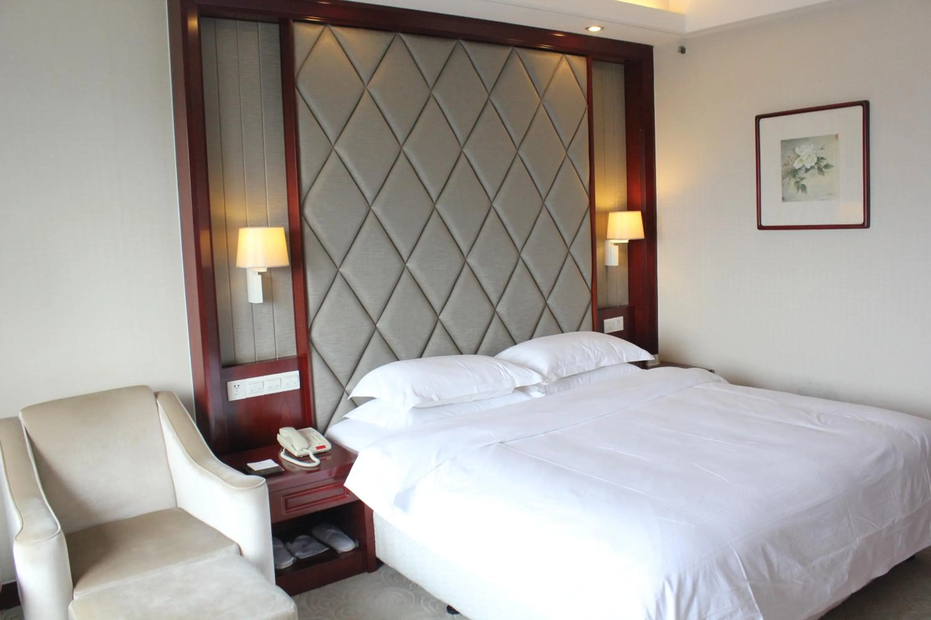 Photo of the whole room in Jinyuan Jinling Plaza Xuzhou