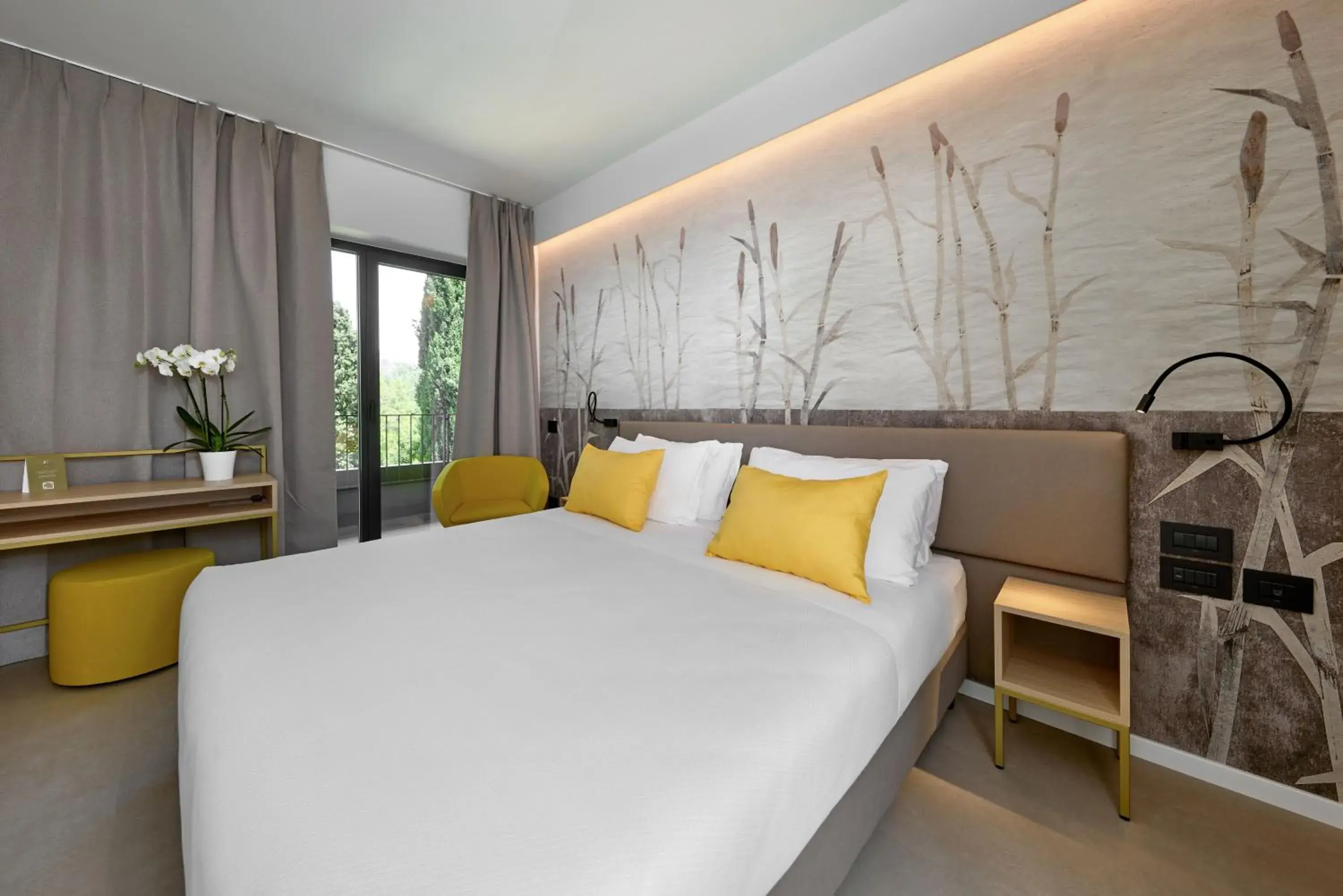 Deluxe Double or Twin Room - single occupancy in Hotel Royal Village Deluxe Double or Twin Room - single occupancy in Hotel Royal Village