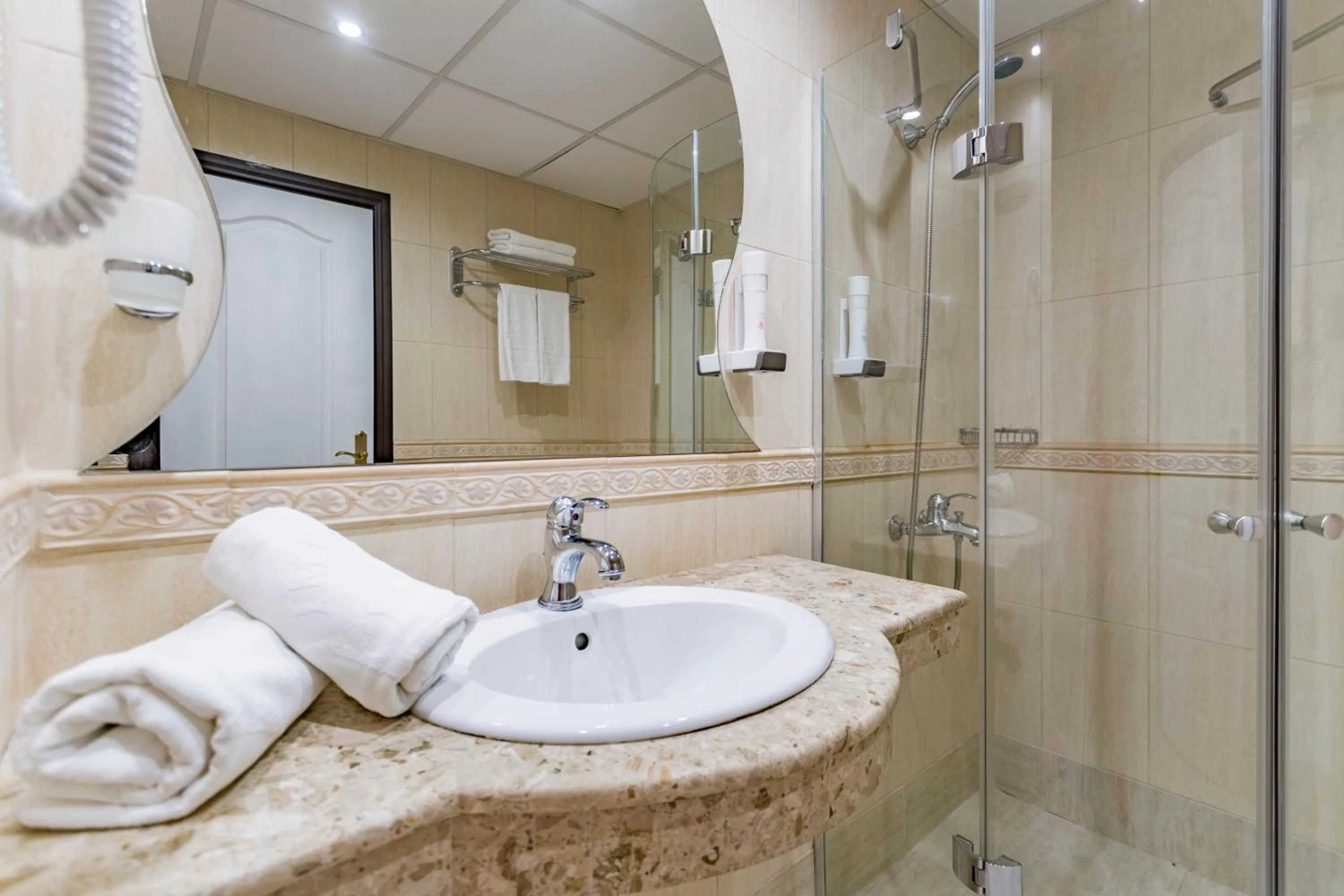 Bathroom in HI Hotels Imperial Resort - Ultra All Inclusive, FREE PARKING