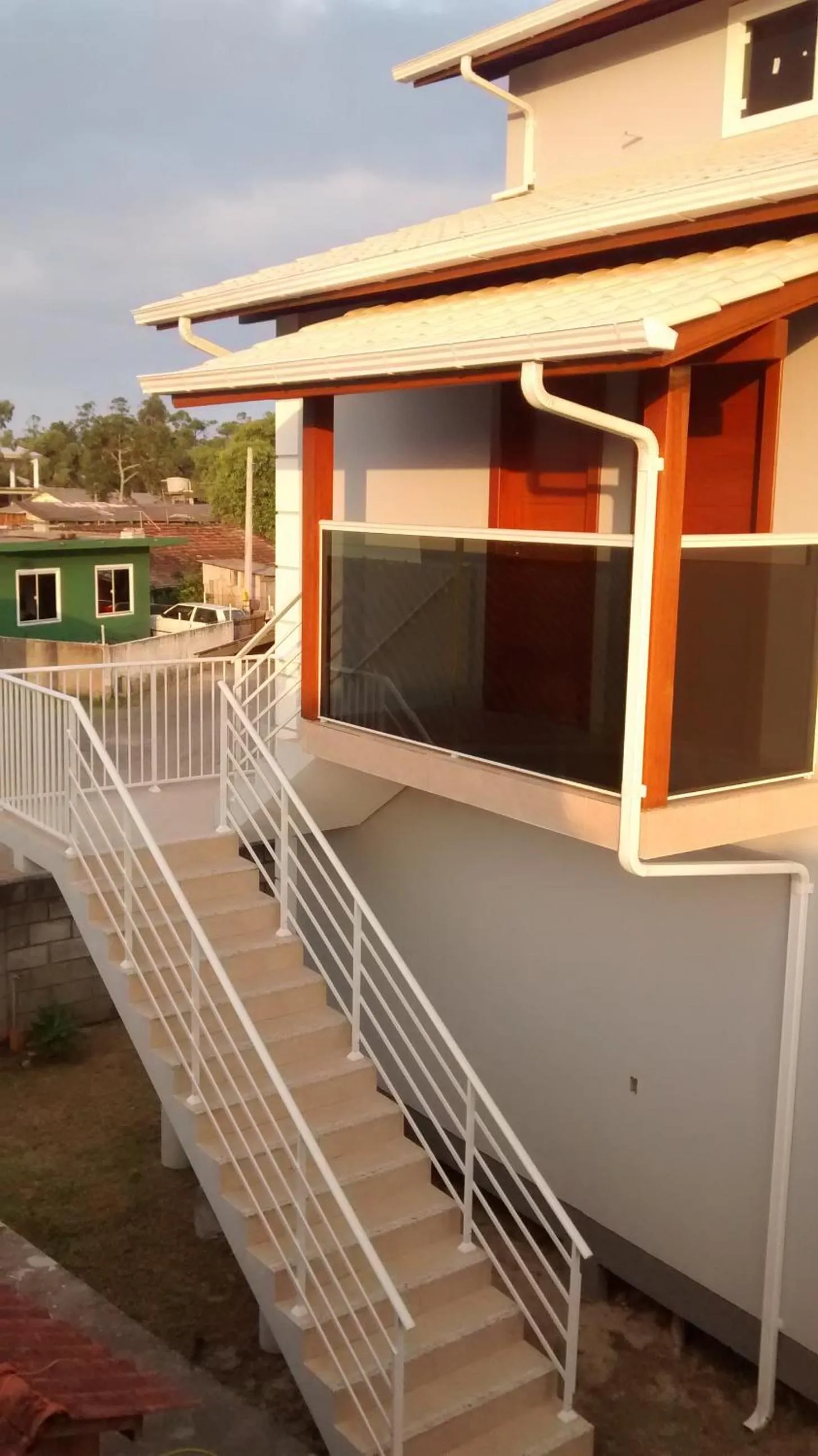 Residencial Pérola - Localizado entre a Pinheira e a Guarda do Embaú