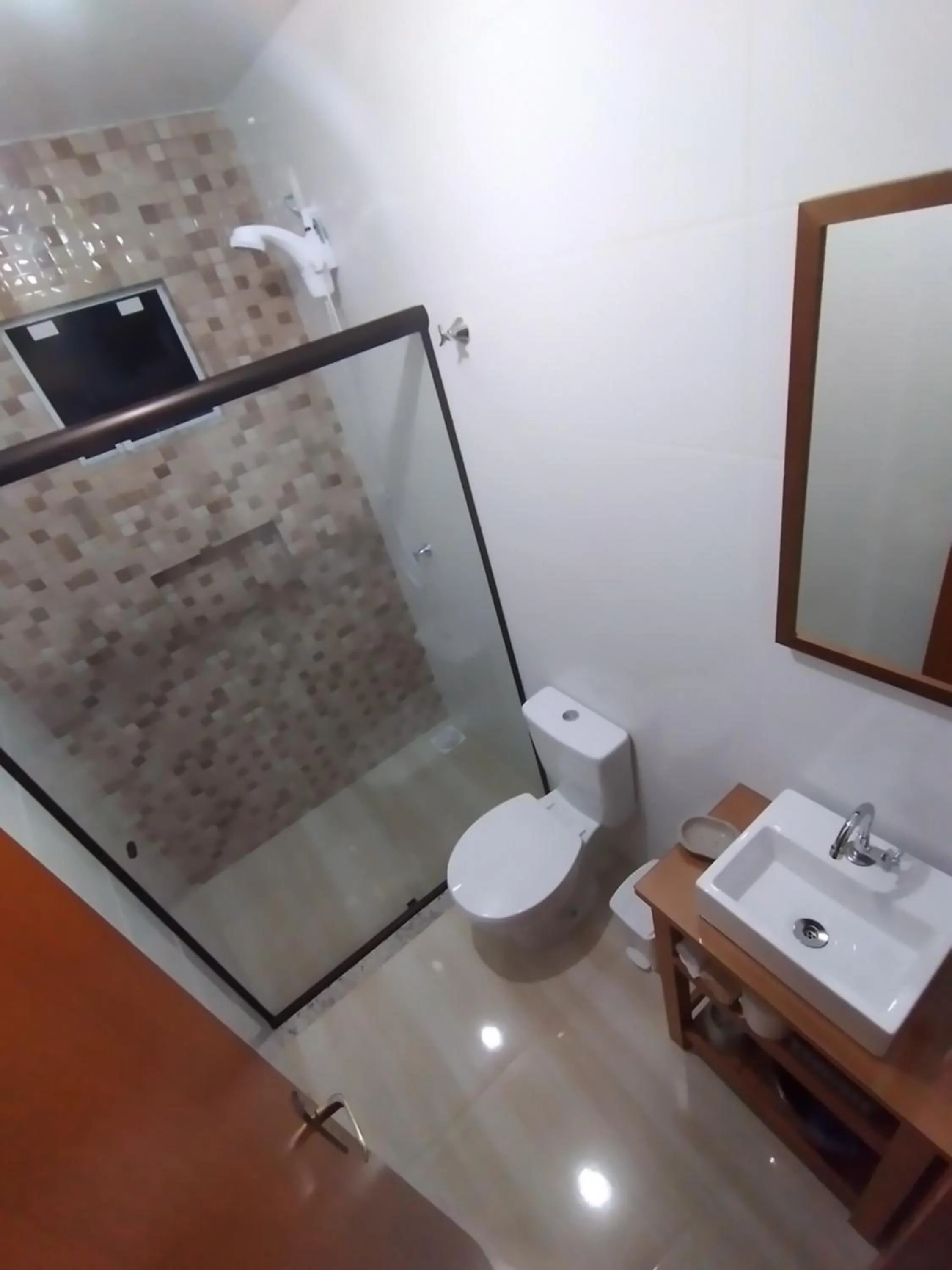 Residencial Pérola - Localizado entre a Pinheira e a Guarda do Embaú