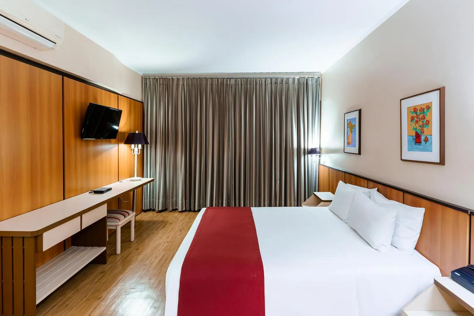 Bedroom, Bed in Hotel Pan Americano