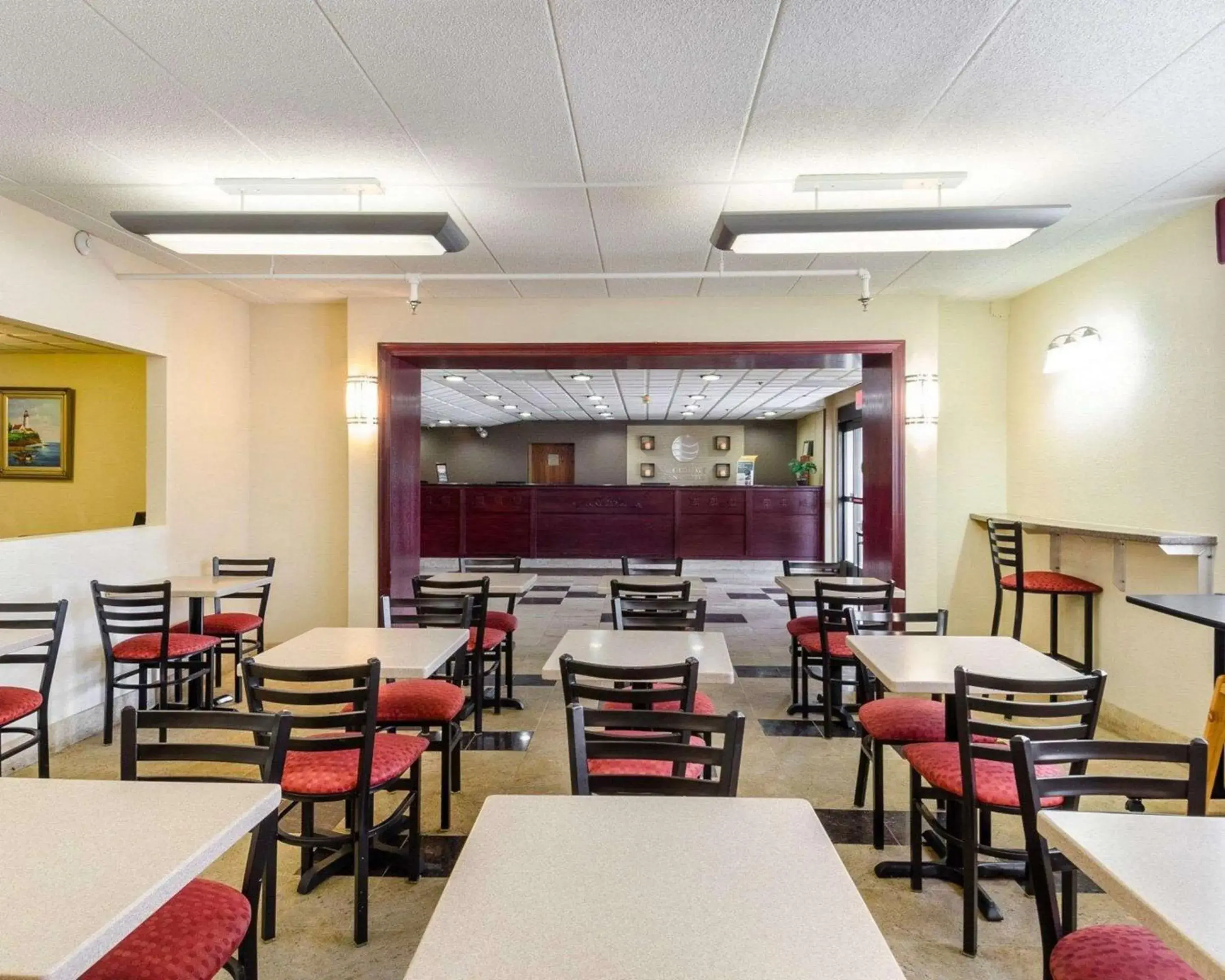 Restaurant/places to eat in Holiday Inn Express - Fall River North Restaurant/places to eat in Holiday Inn Express - Fall River North