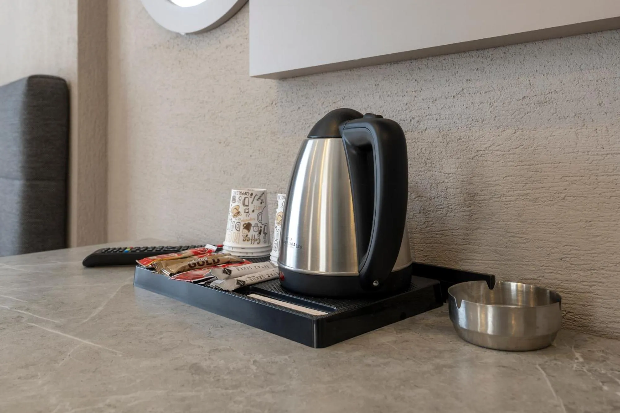 Coffee/tea facilities in Lara Beach Homes