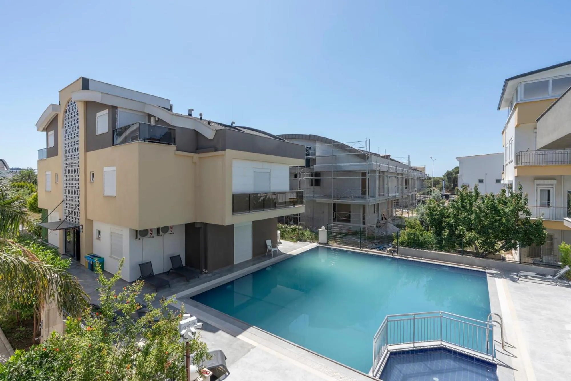 Pool view in Lara Beach Homes