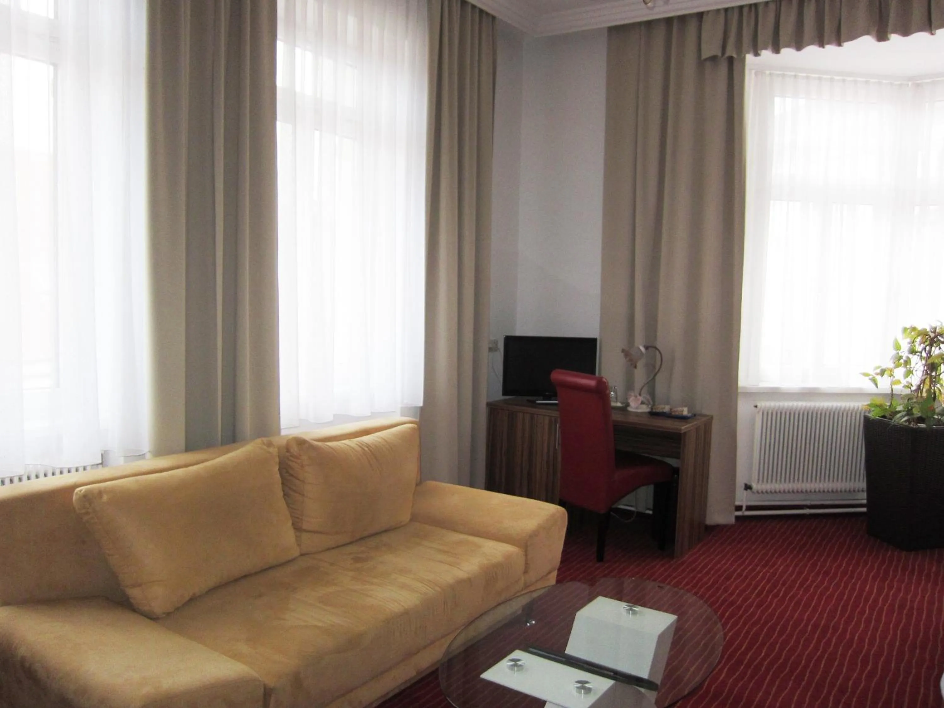 Photo of the whole room in Stadthotel Hauser Eck