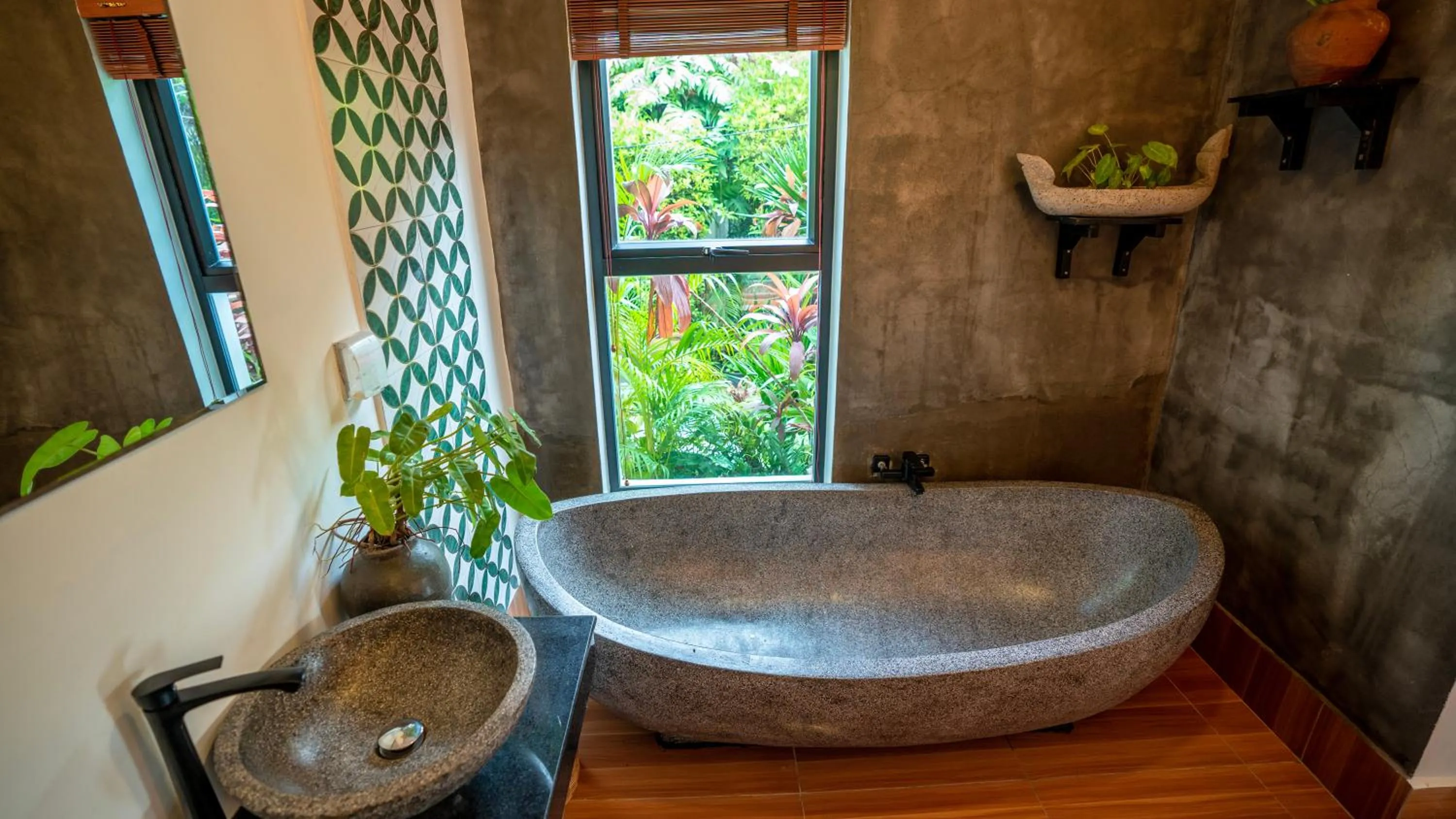 Bath in Moloppor Villa