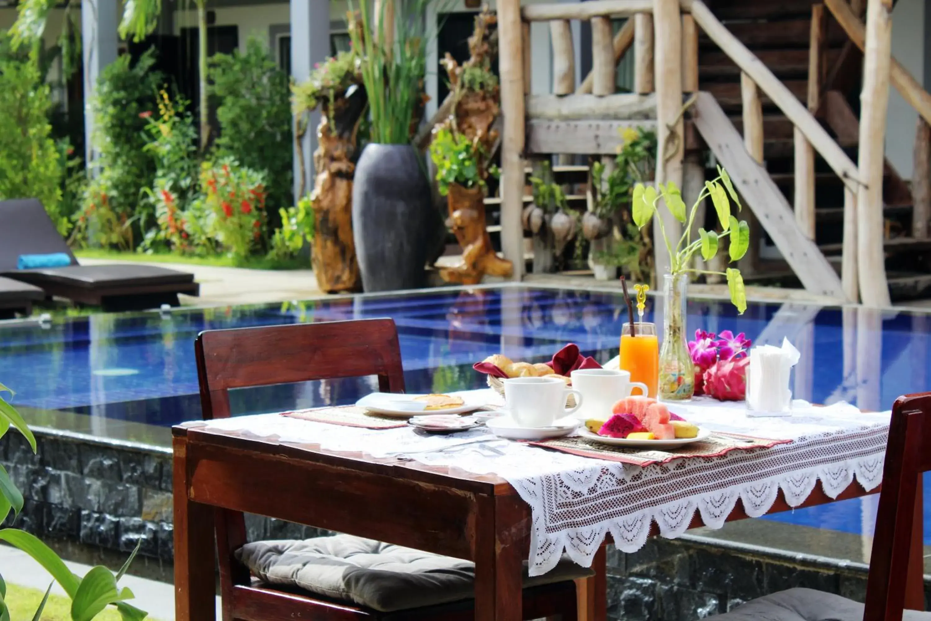 Continental breakfast in Moloppor Villa Continental breakfast in Moloppor Villa